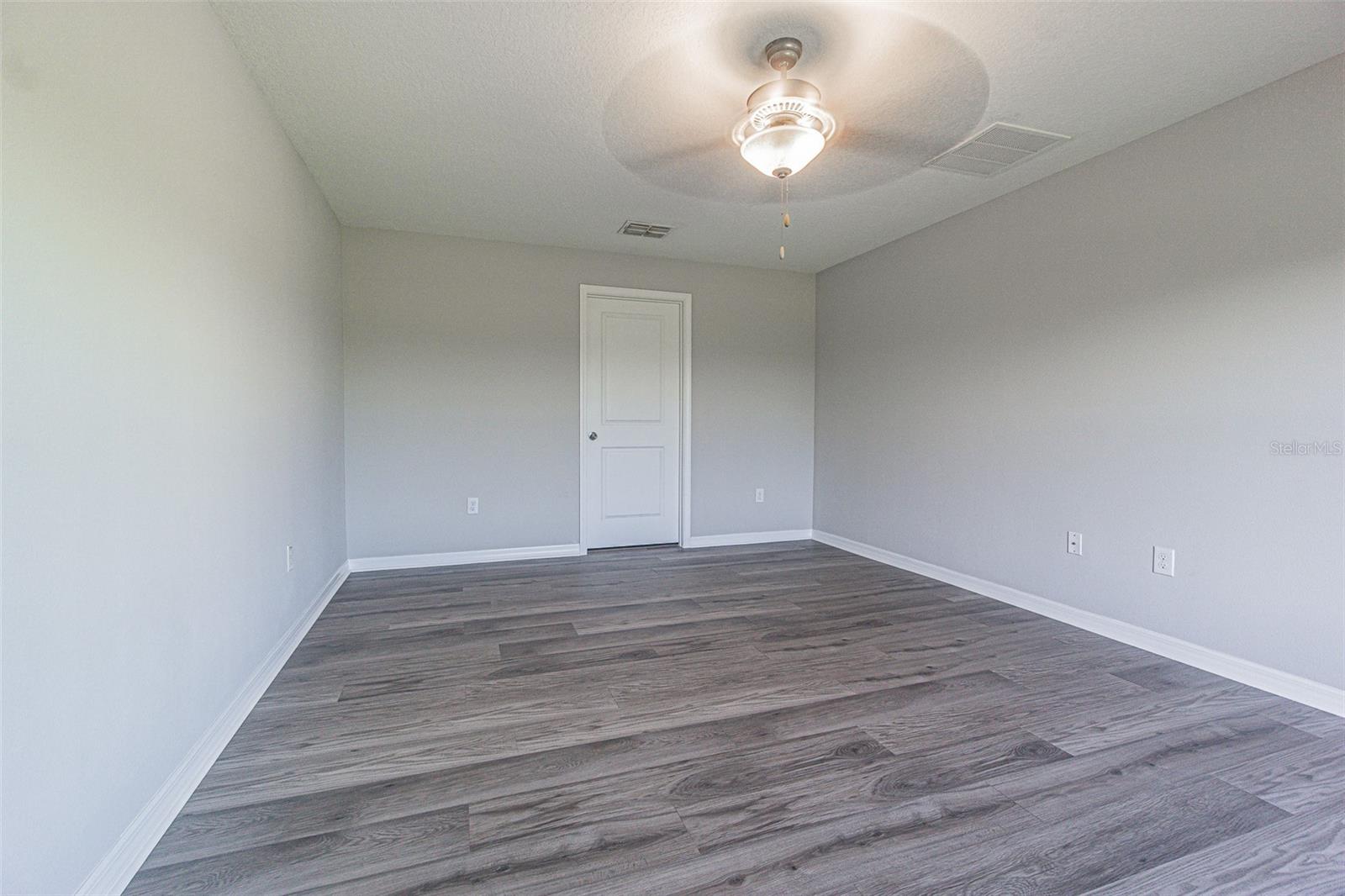 16680 Delia St Property Photo 18
