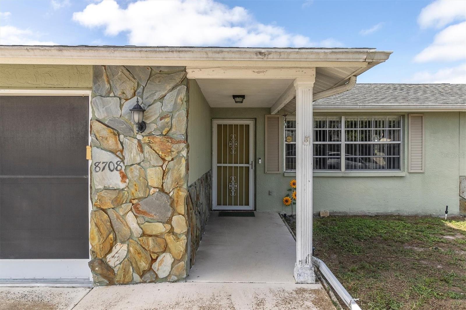 8708 Briar Patch Dr Property Photo 2