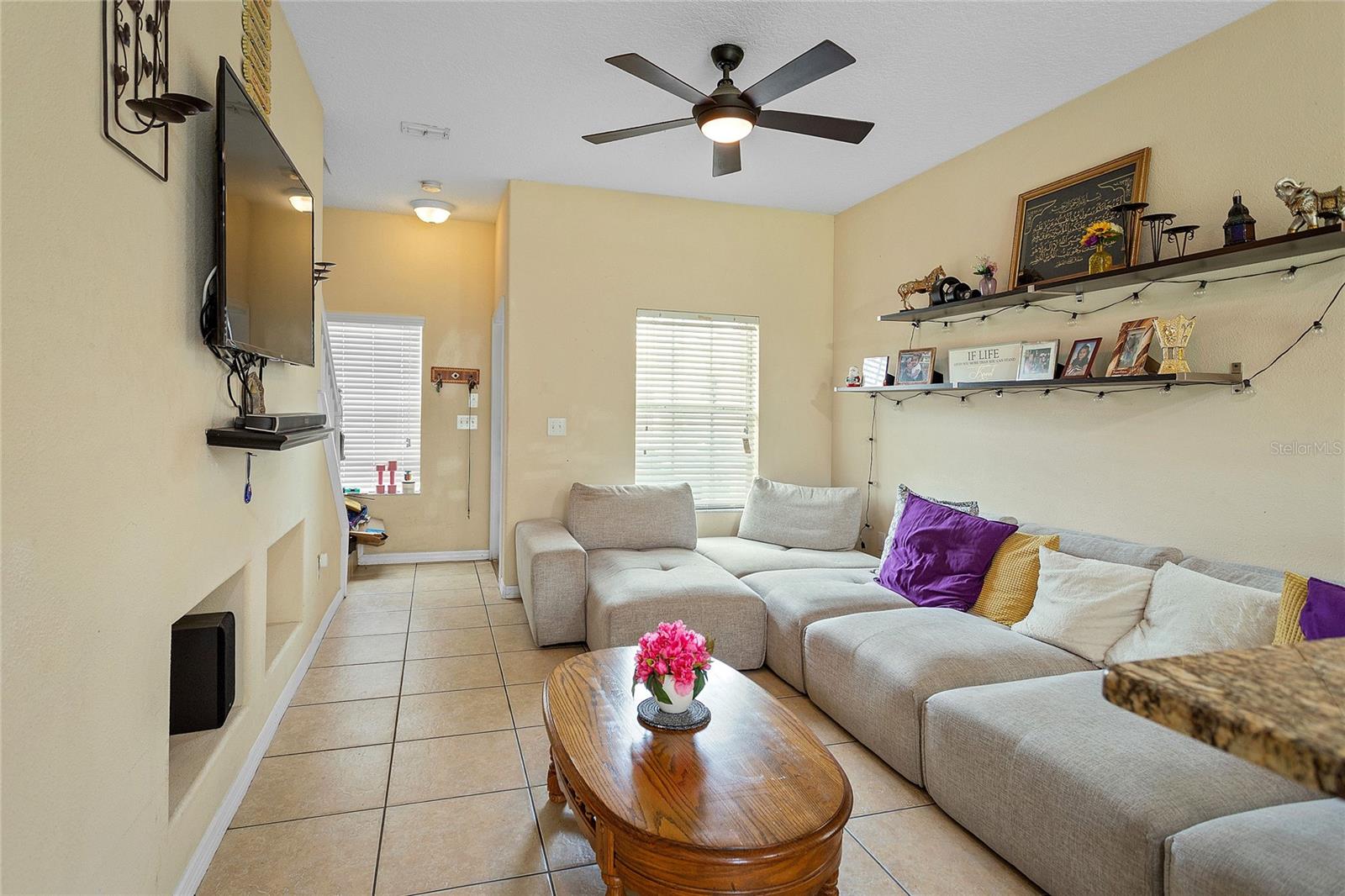 20435 Needletree Dr Property Photo 3