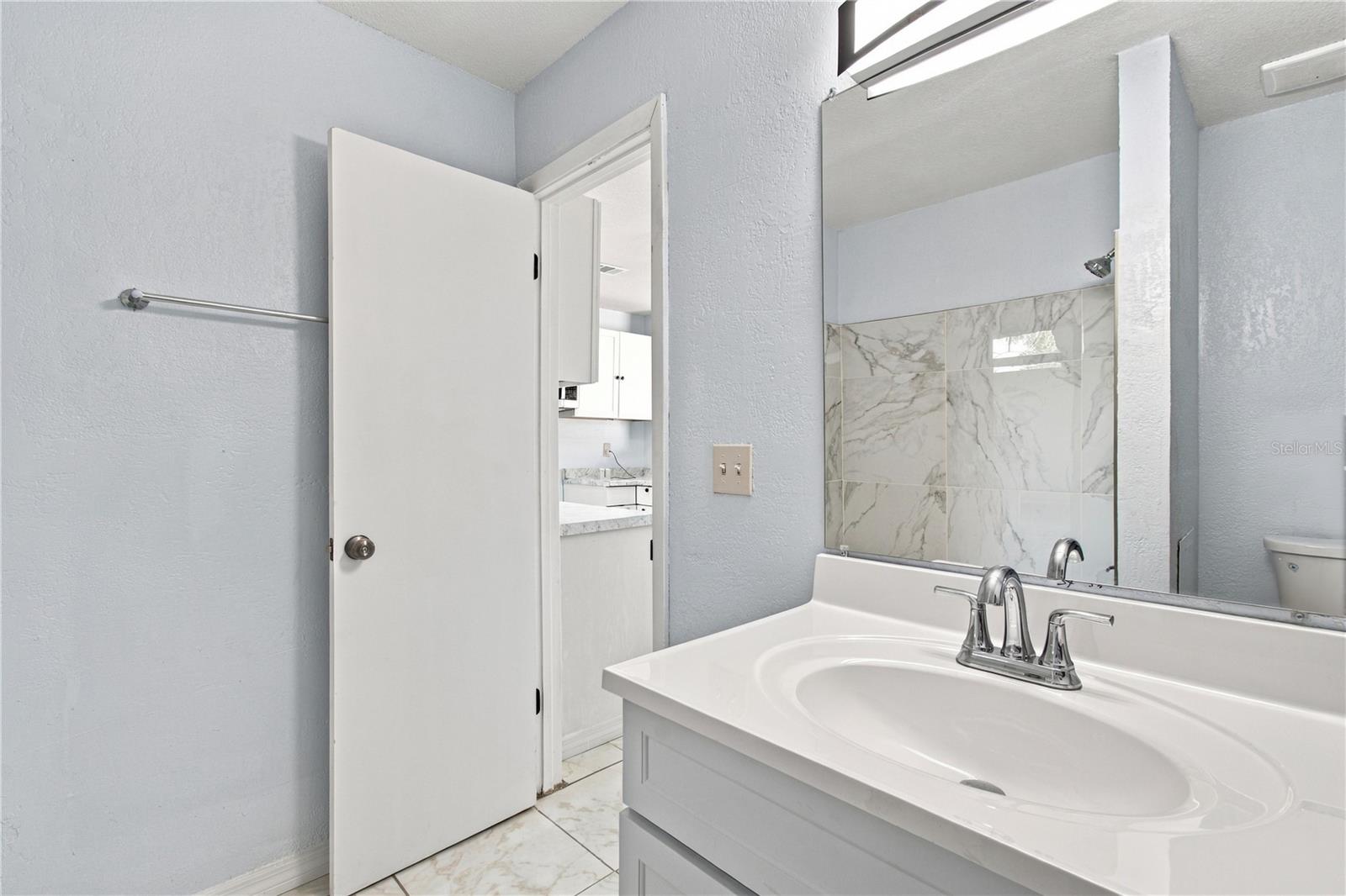 12291 Armenia Gables Cir Property Photo 6