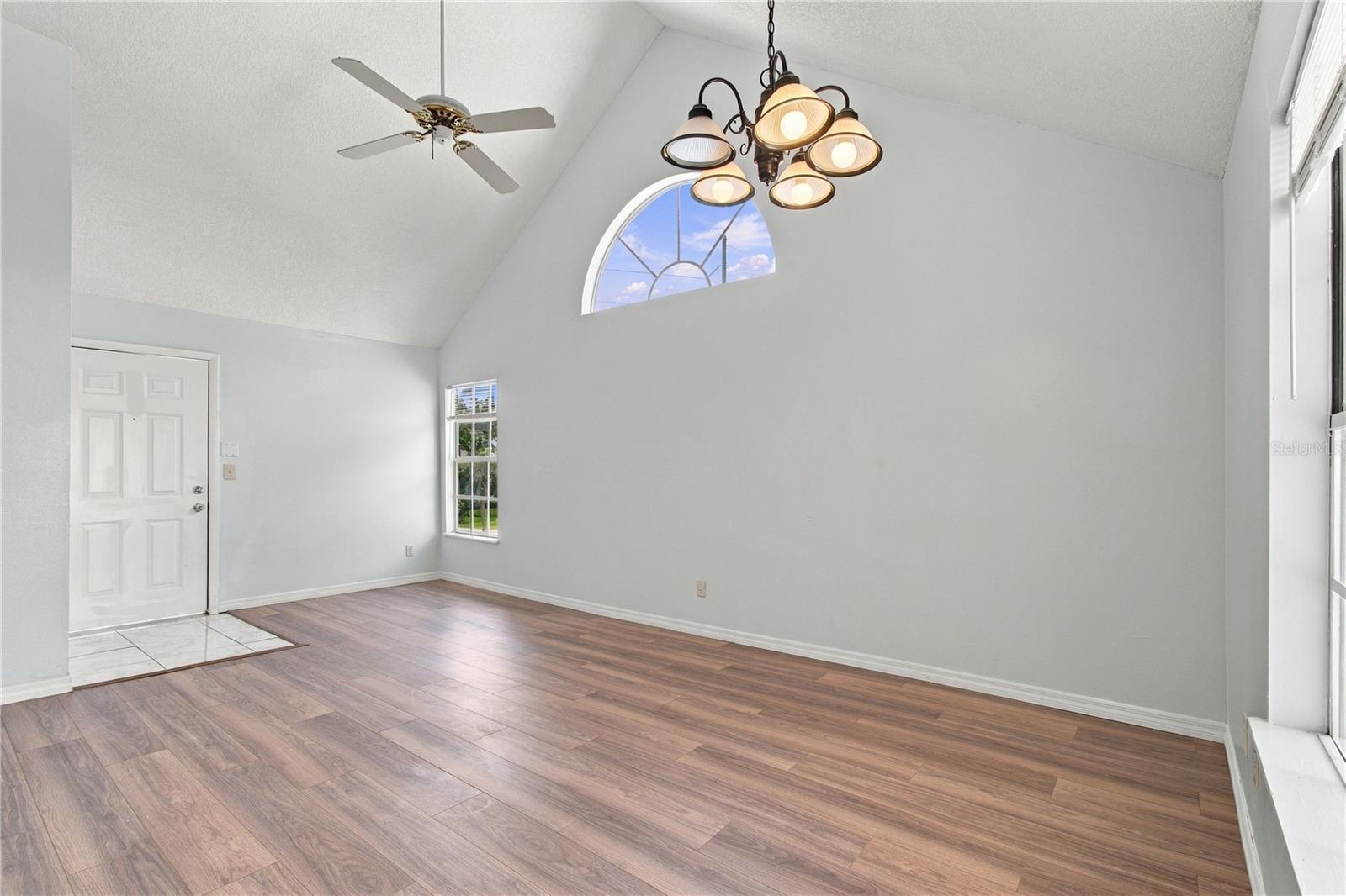 12291 Armenia Gables Cir Property Photo 10