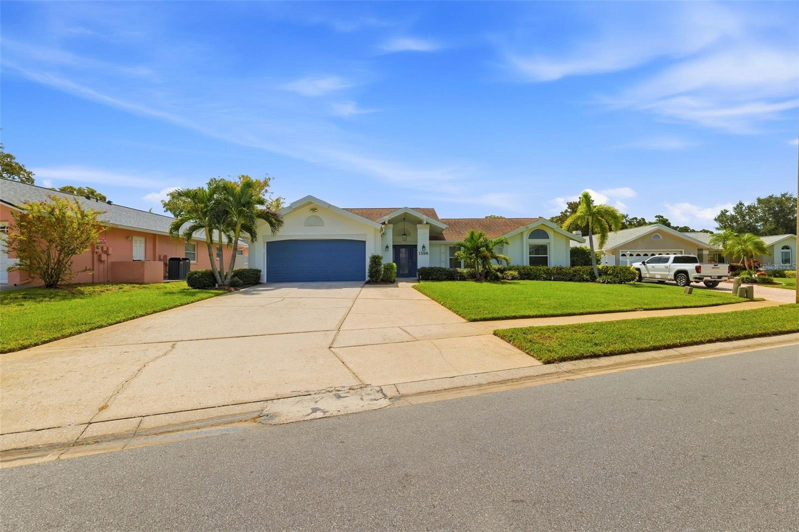 1598 Virginia Ave Property Photo 3