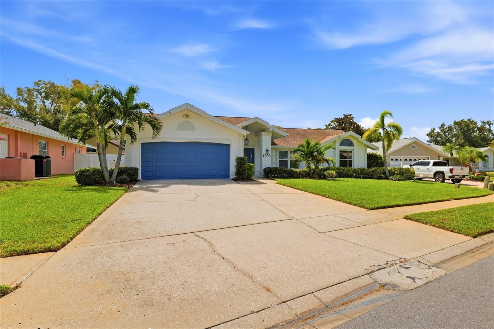1598 Virginia Ave Property Photo 4