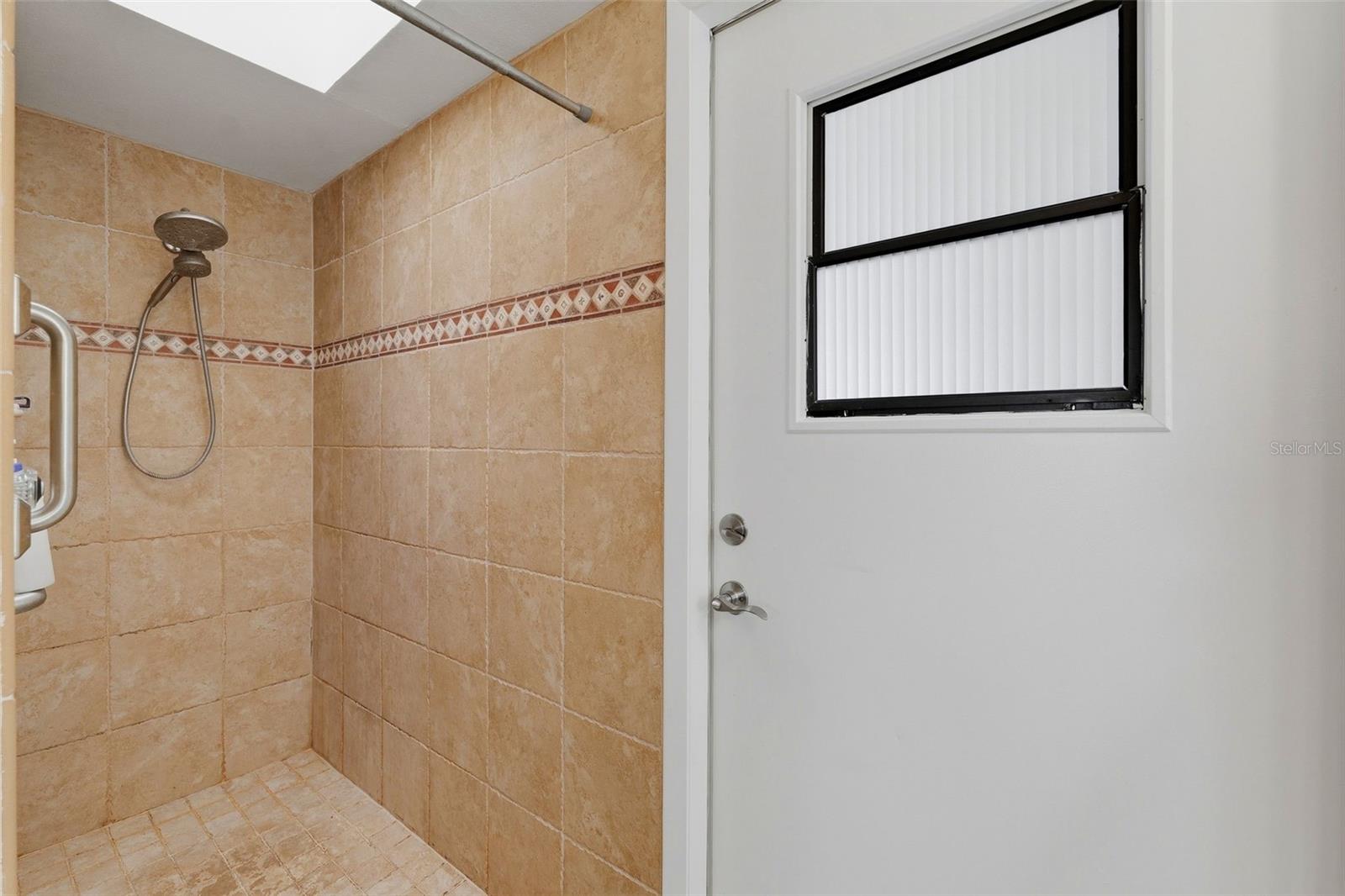 1598 Virginia Ave Property Photo 19
