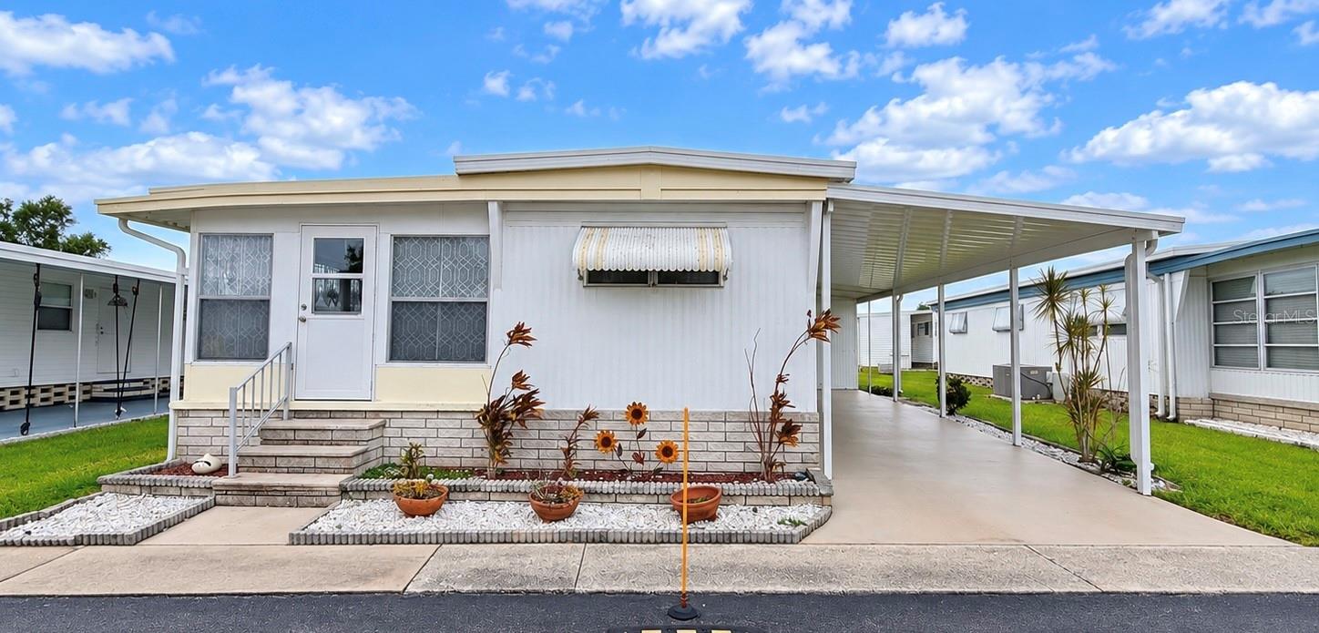 41 Pindo Palm St E #41 Property Photo 1