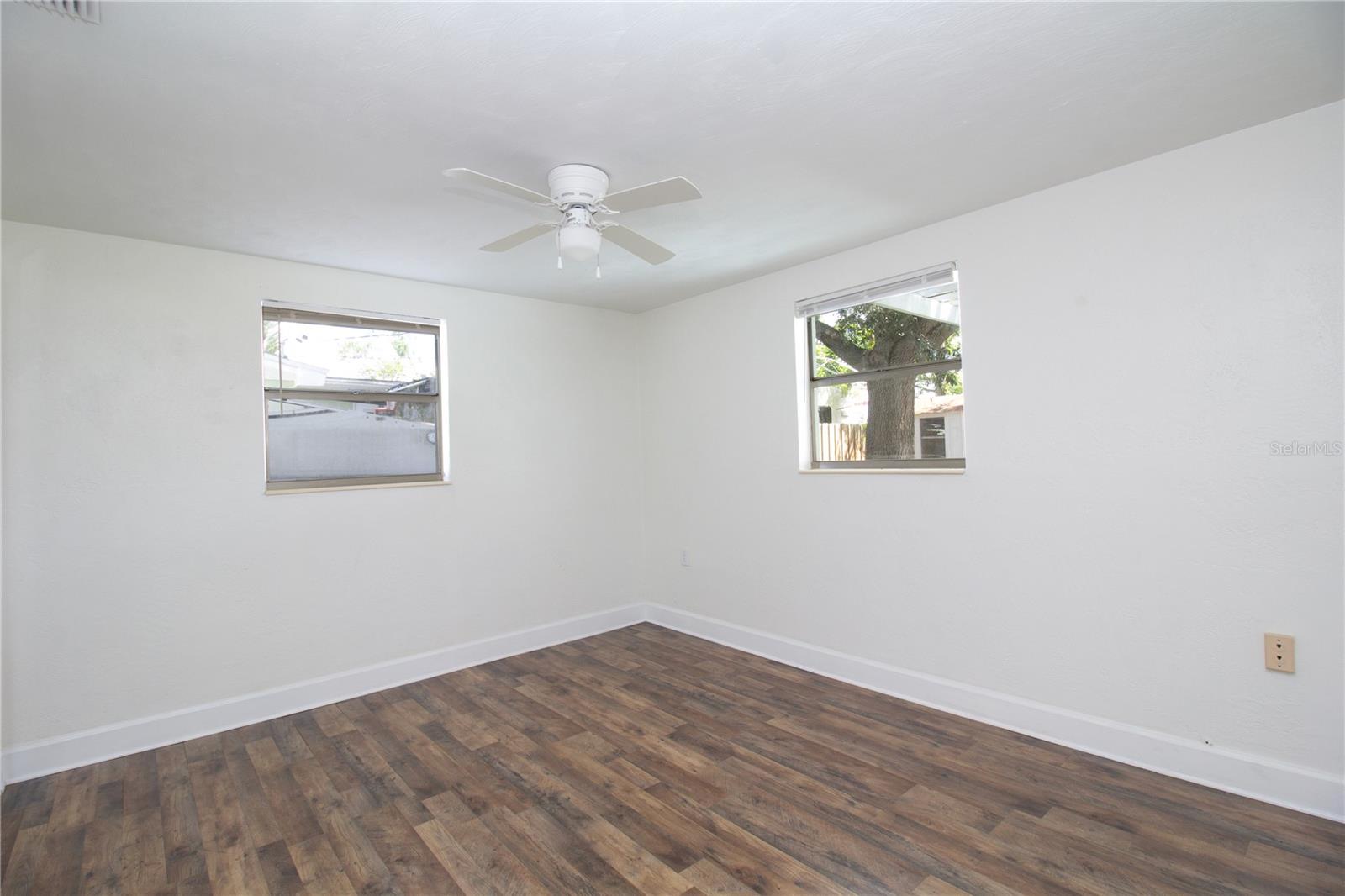 1408 Jennings Dr Property Photo 14