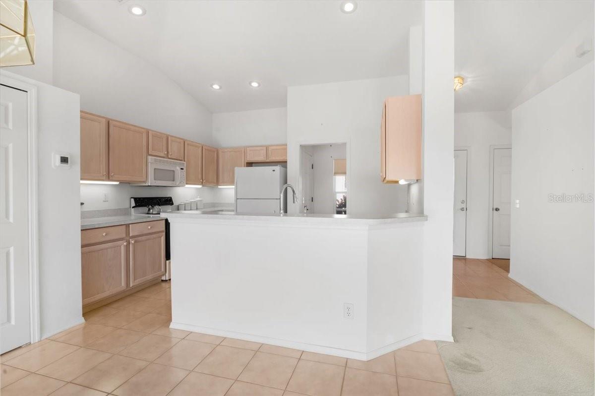 4254 Tennyson Way Property Photo 12