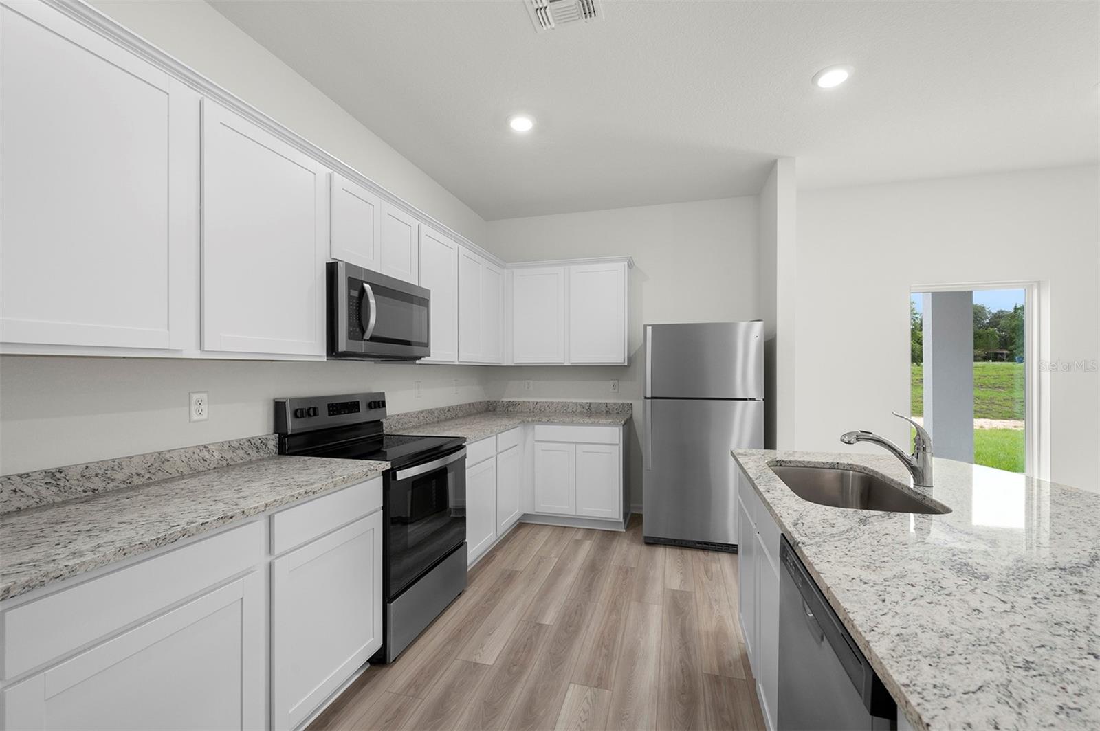 13226 Tula Loop Property Photo 3