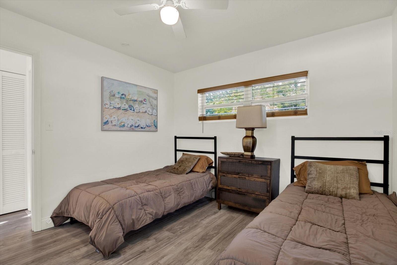 10603 Agate Ct Property Photo 10