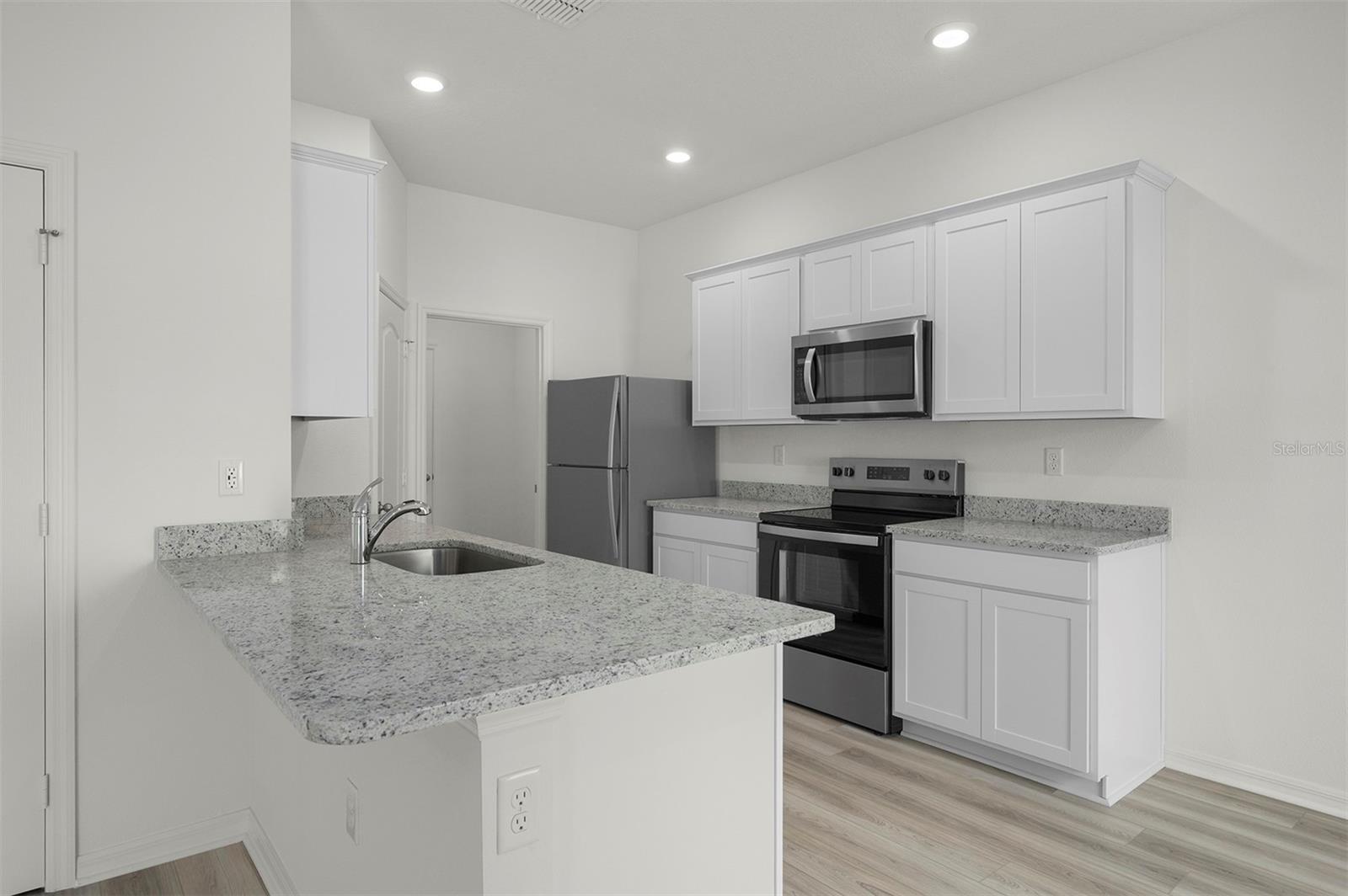 13245 Tula Loop Property Photo 4