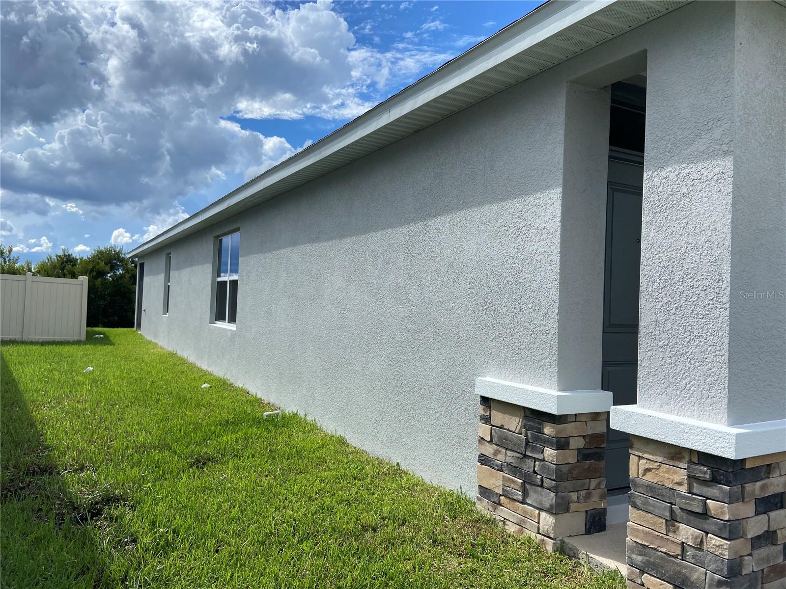 32354 Weathered Oak Dr Property Photo 29