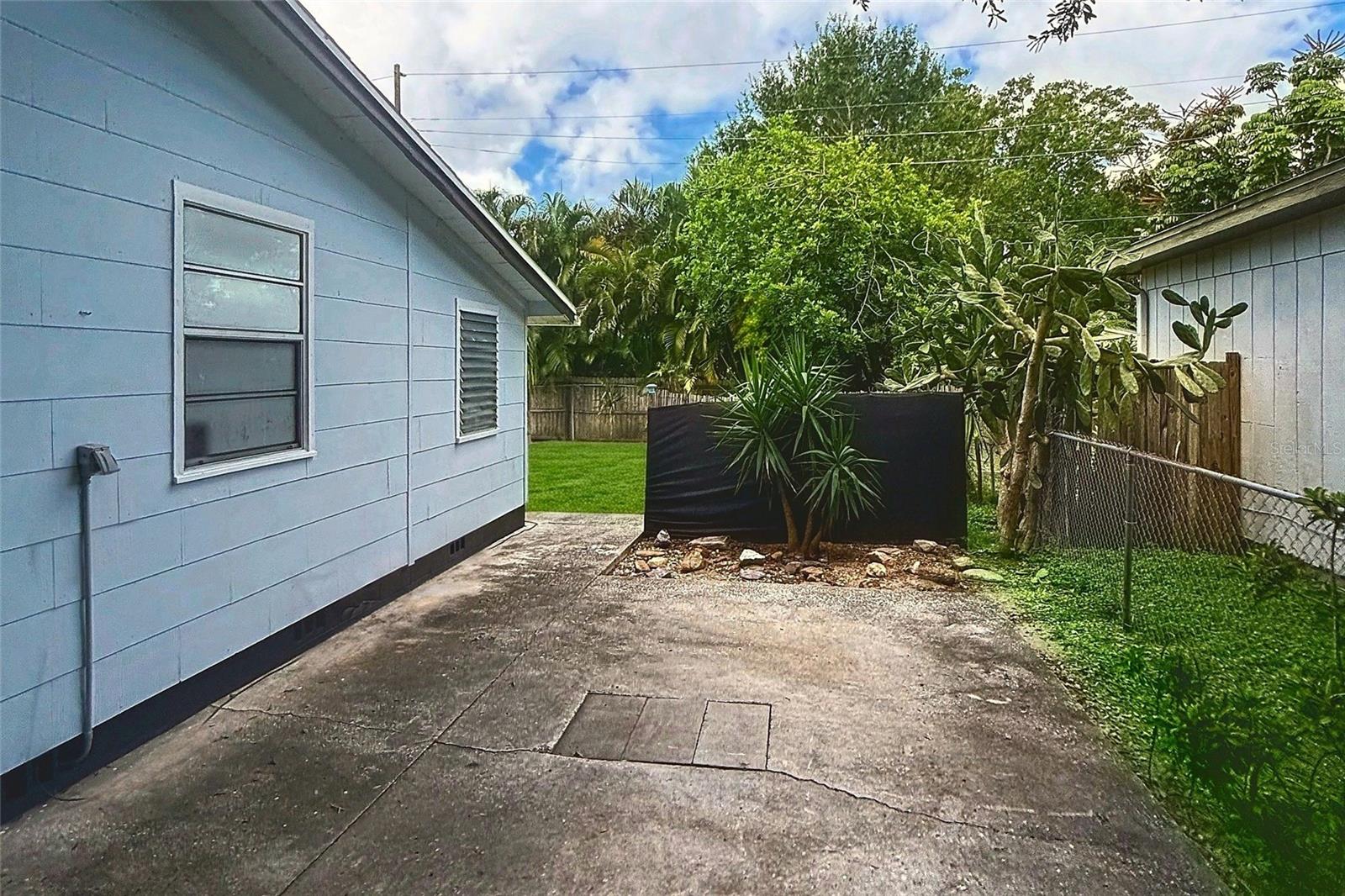 4480 Newark St N Property Photo 7