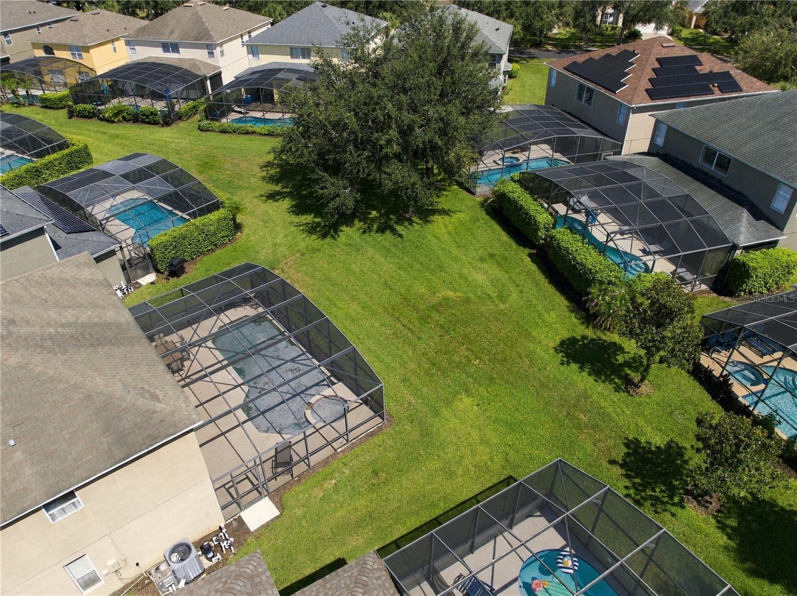 8514 Palm Harbour Dr Property Photo 8