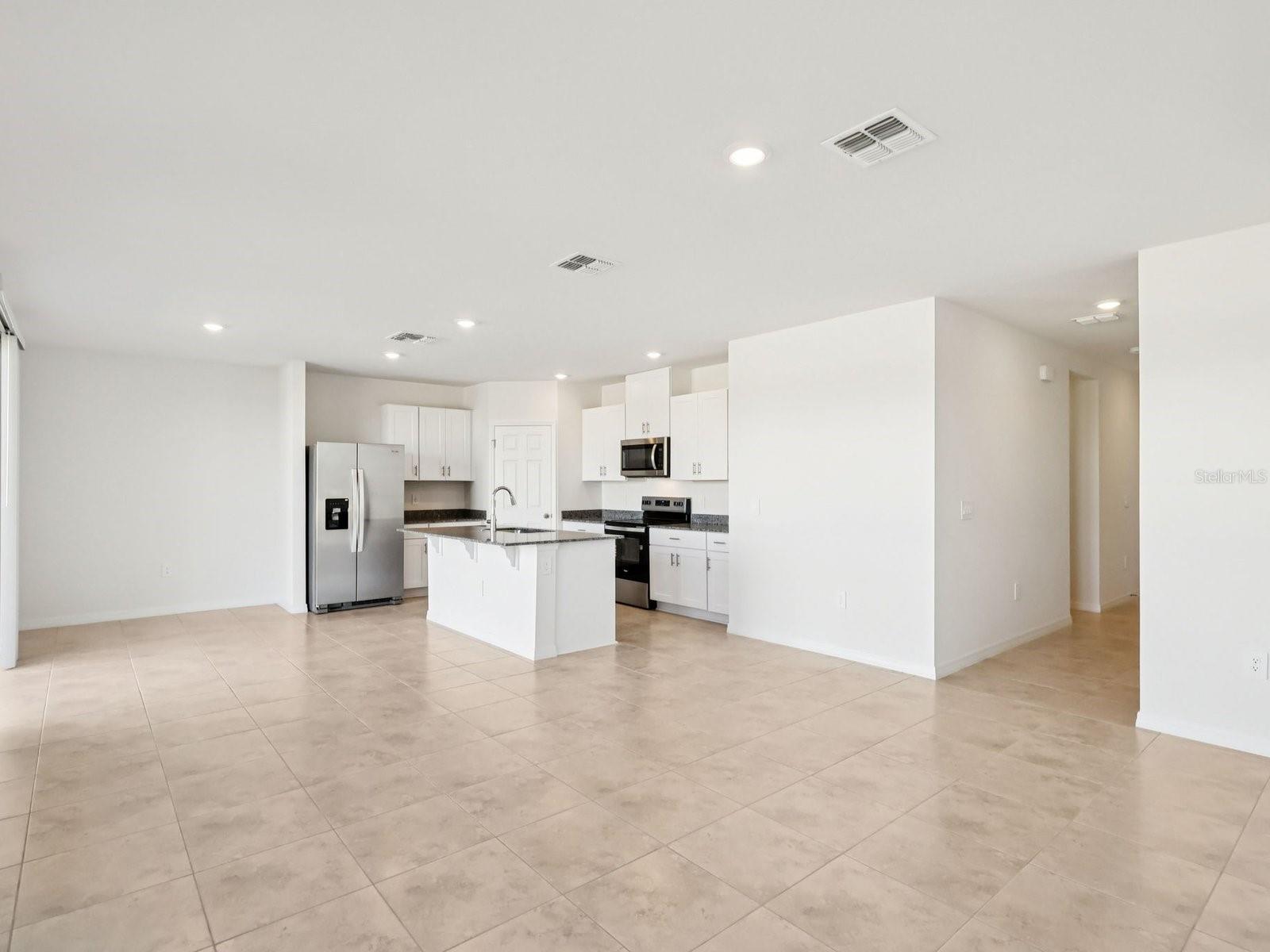 1361 June Lake Loop Property Photo 4