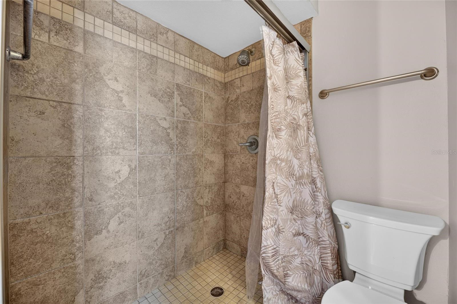 906 Cutler Dr Property Photo 32