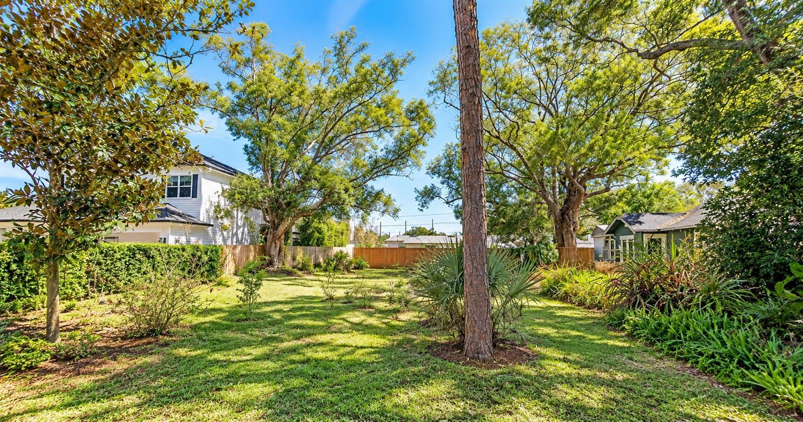 3509 Pinetree Rd Property Photo 1