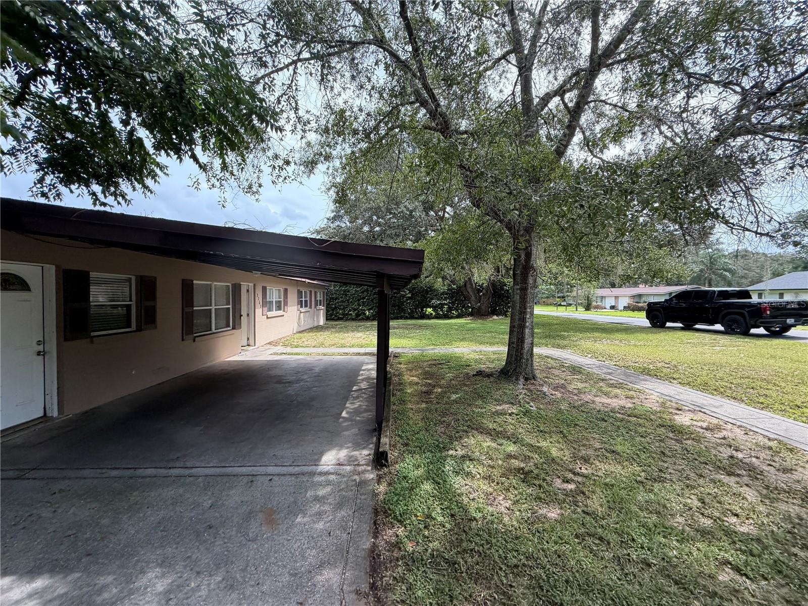 2260 Charlotte Dr Property Photo 46