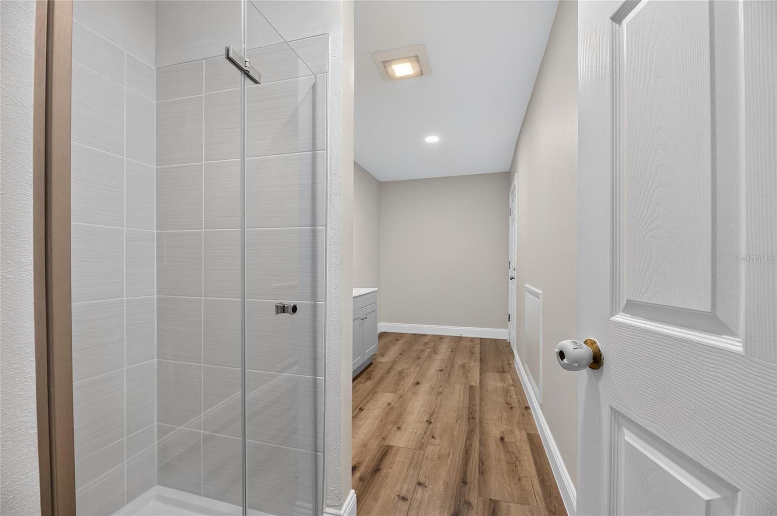 12603 Lake Hills Dr Property Photo 32