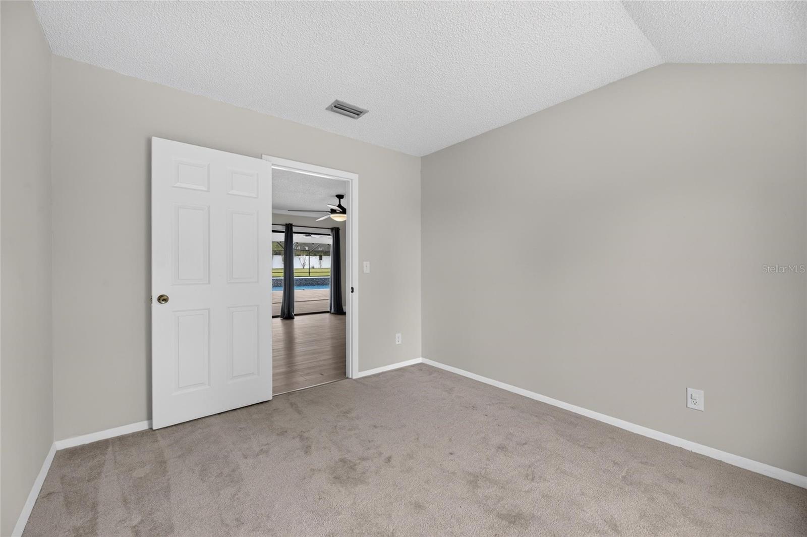 12603 Lake Hills Dr Property Photo 35