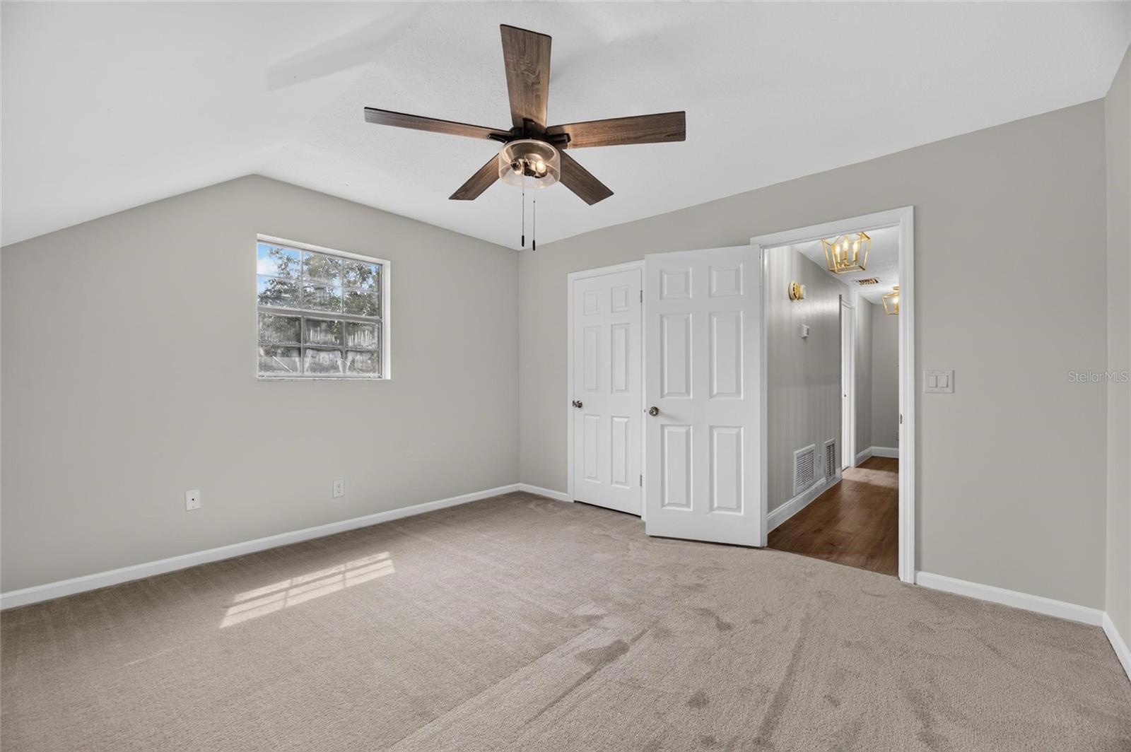 12603 Lake Hills Dr Property Photo 48