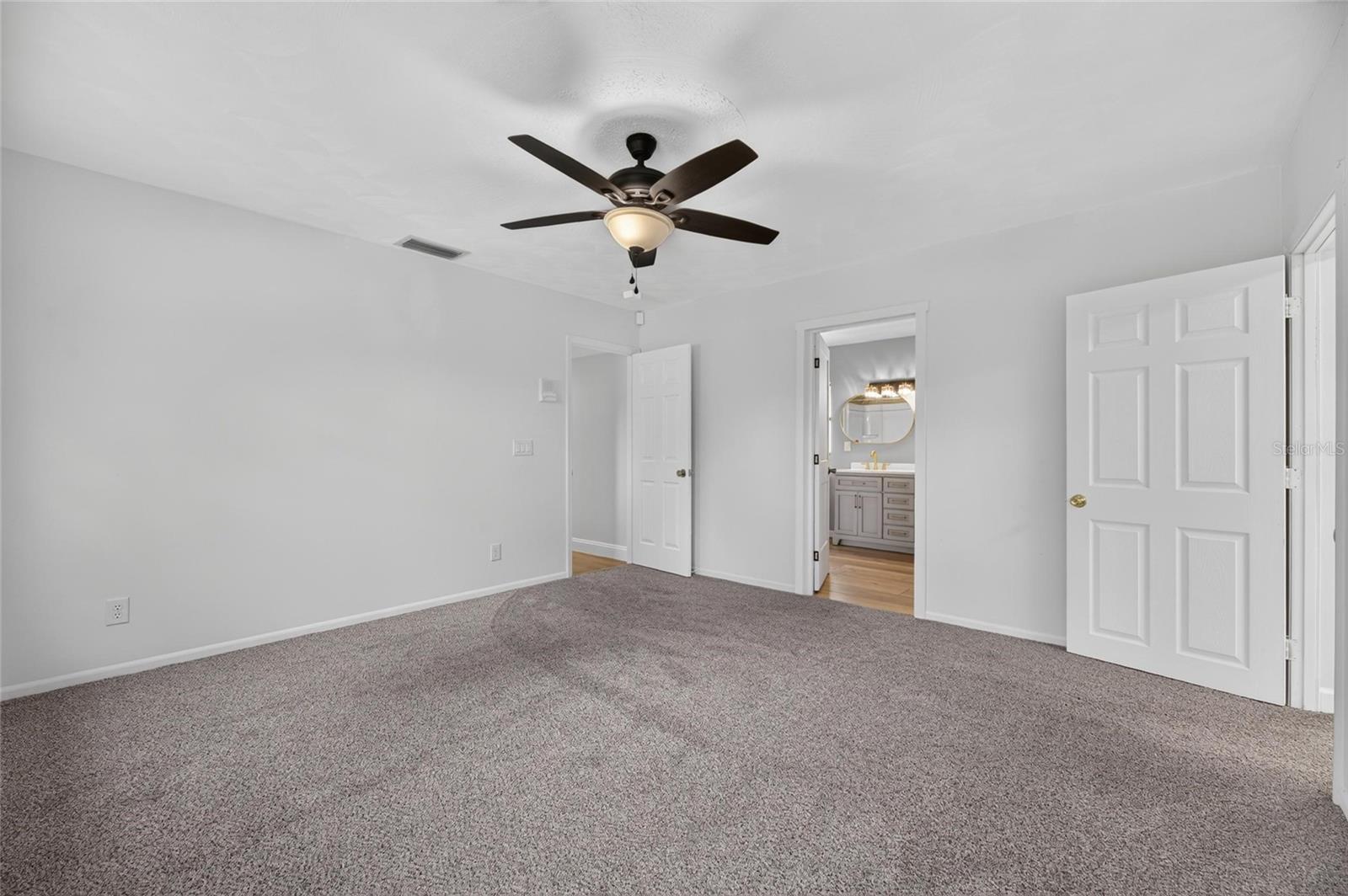 12603 Lake Hills Dr Property Photo 50