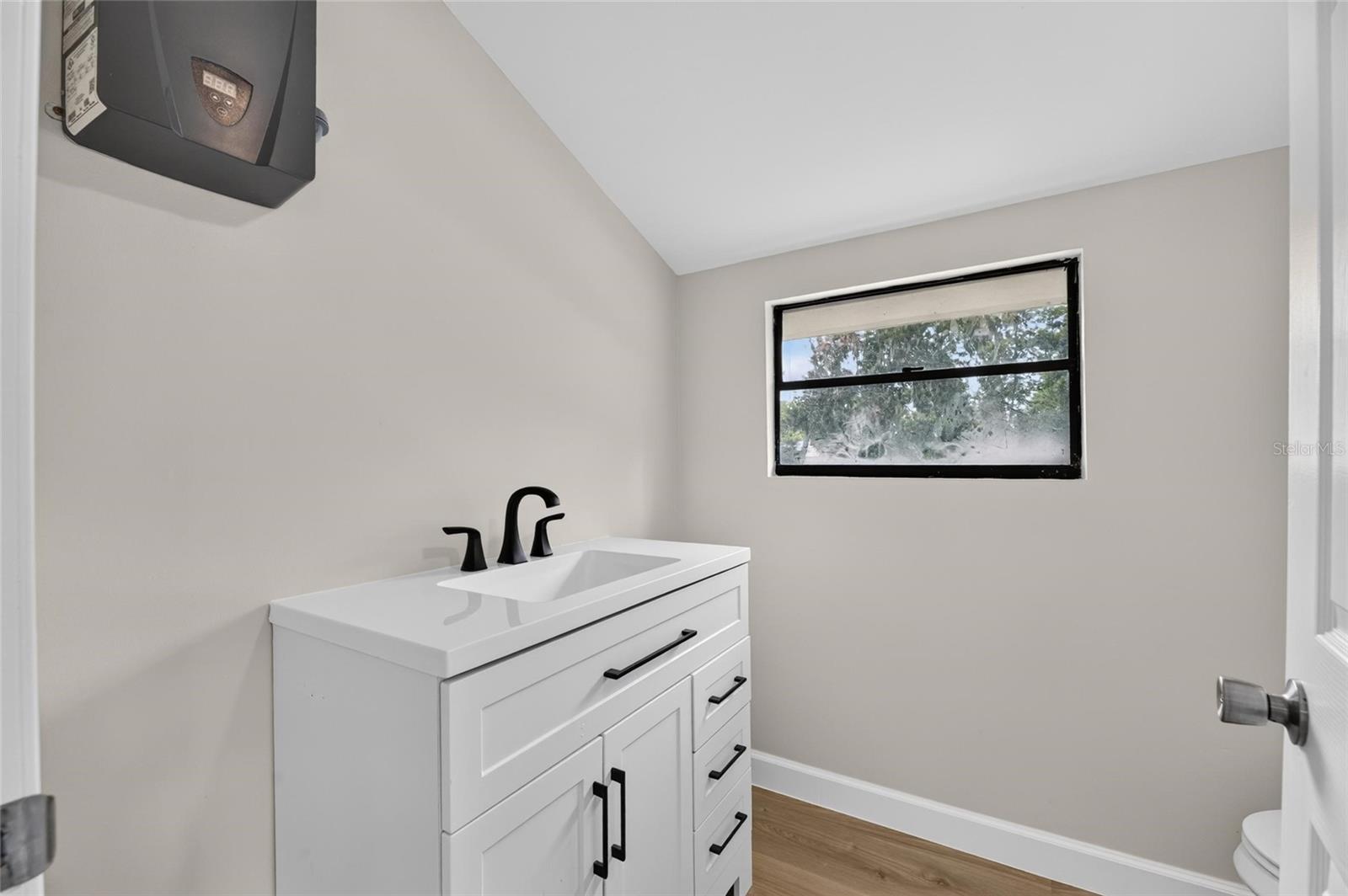 12603 Lake Hills Dr Property Photo 80