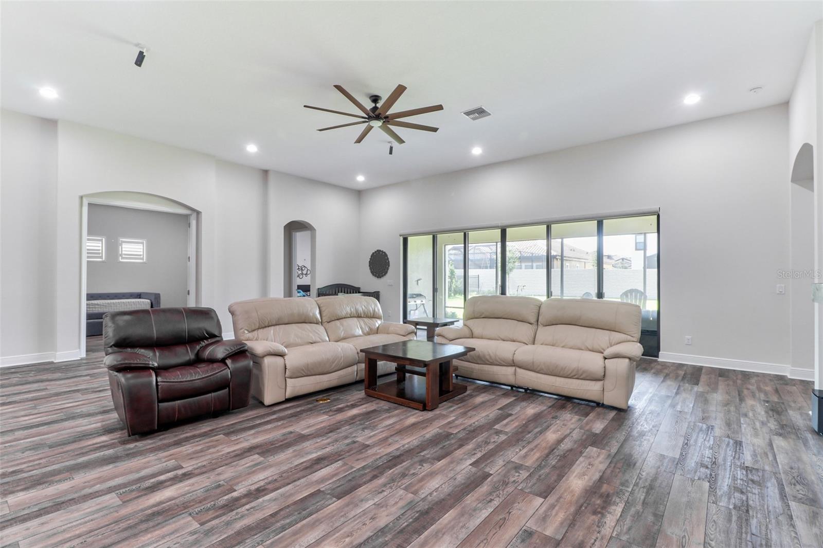 5057 Night Star Trl Property Photo 5
