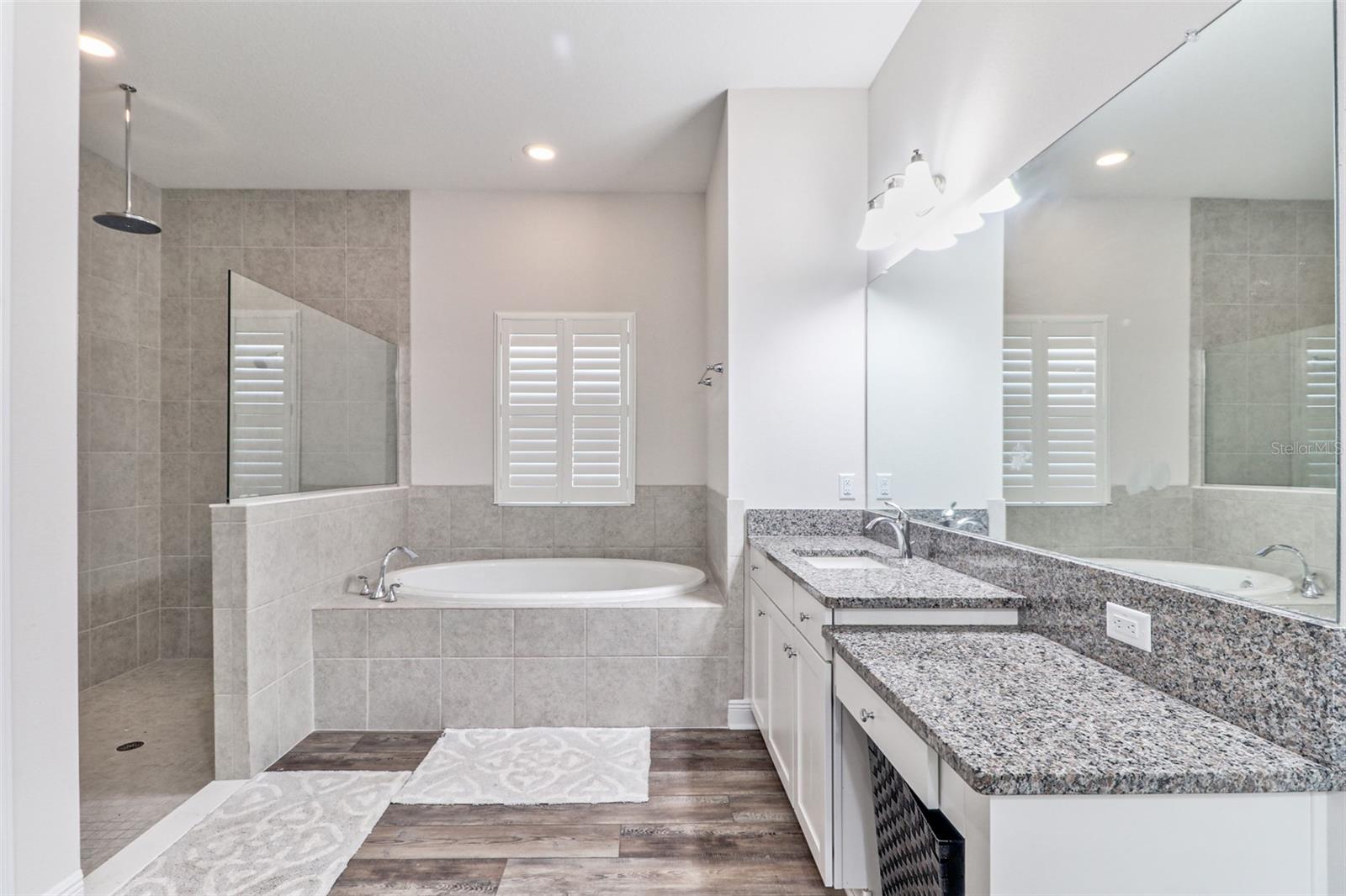 5057 Night Star Trl Property Photo 14