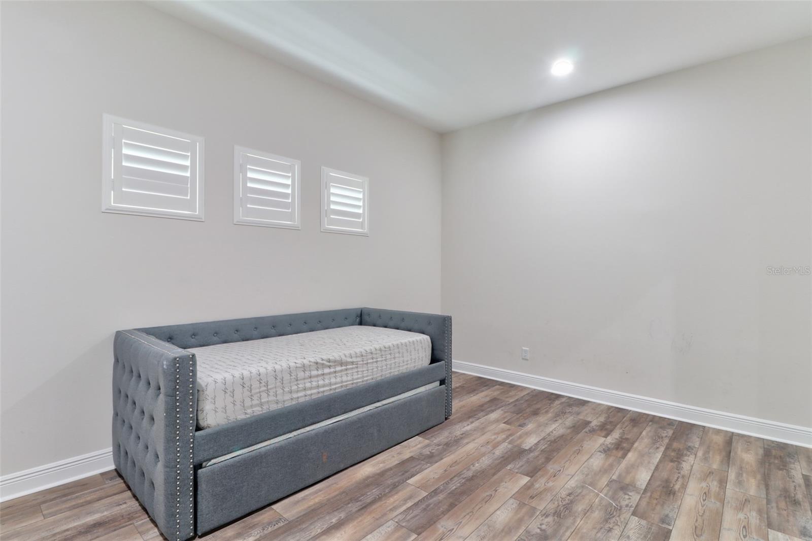 5057 Night Star Trl Property Photo 28