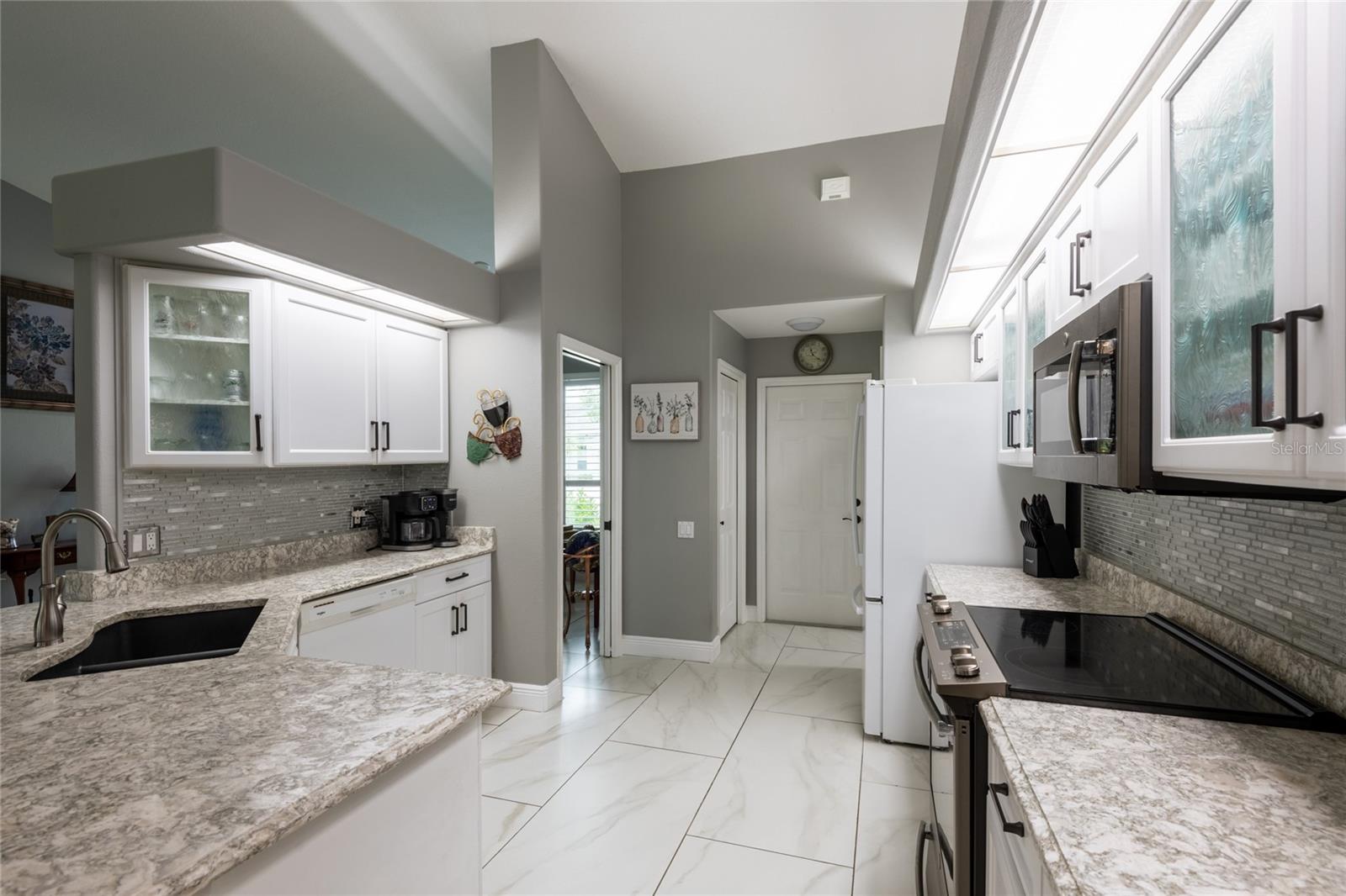 4465 Fairway Oaks Dr Property Photo 15