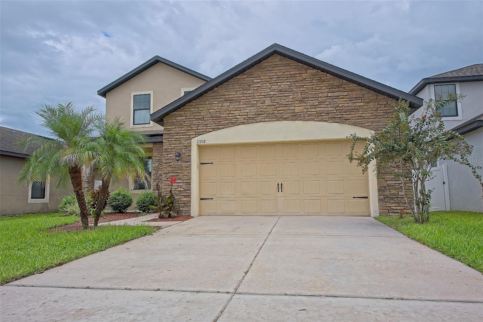 11918 Winterset Cove Dr Property Photo 1