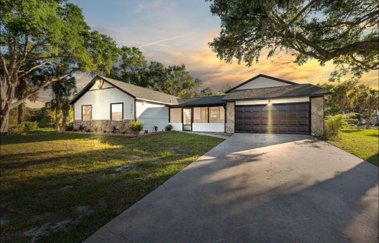 2195 N SLEWFOOT PATH Property Photo 1