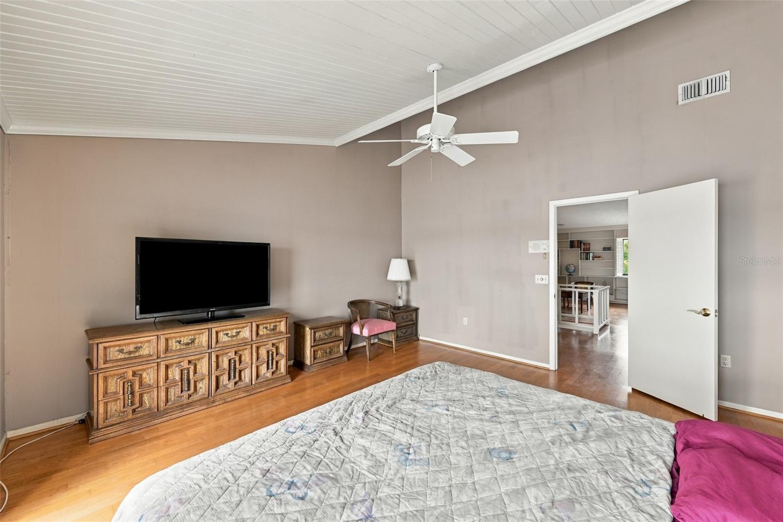 535 Haven Point Dr Property Photo 36