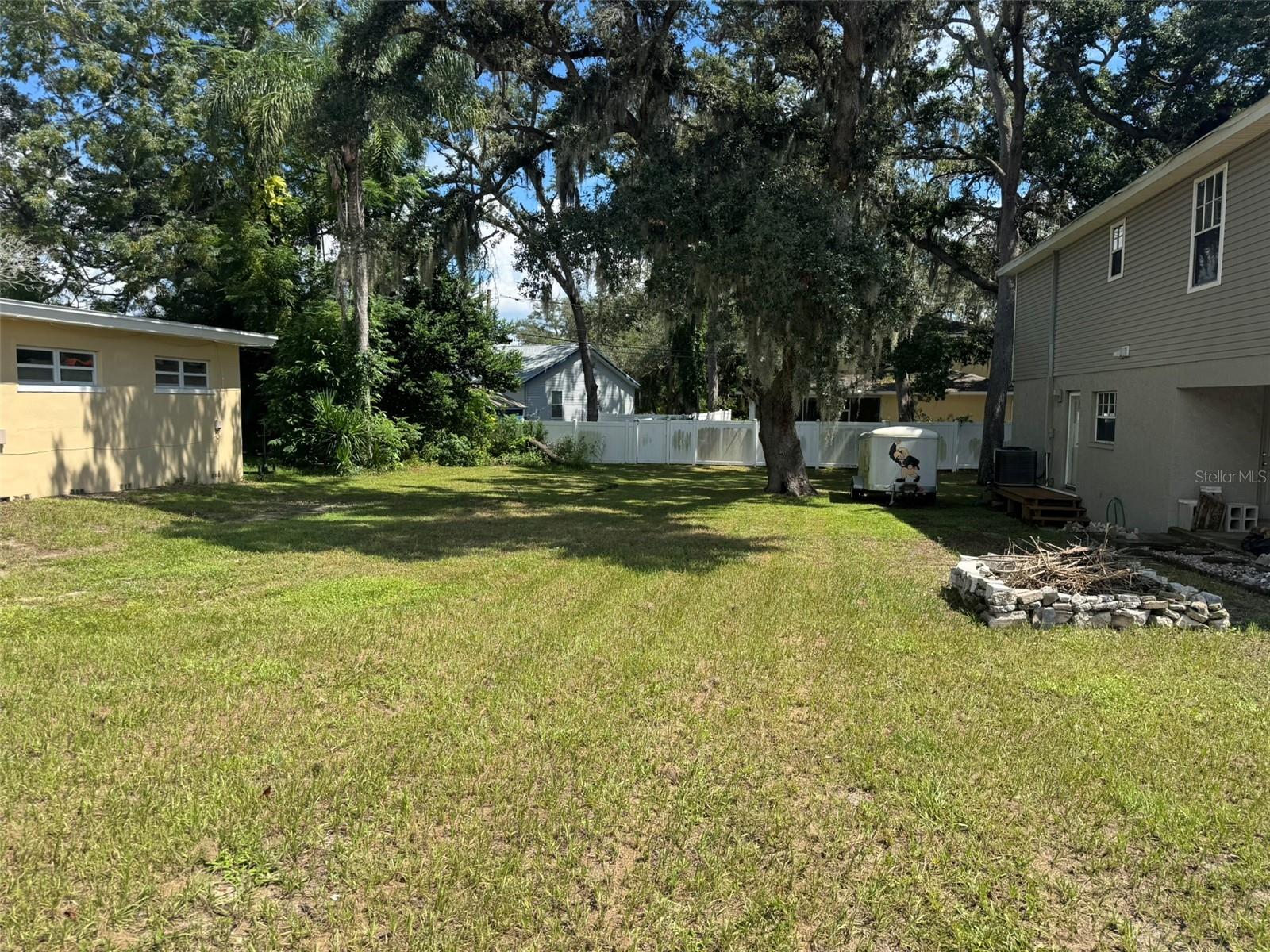 520 S 14TH AVE