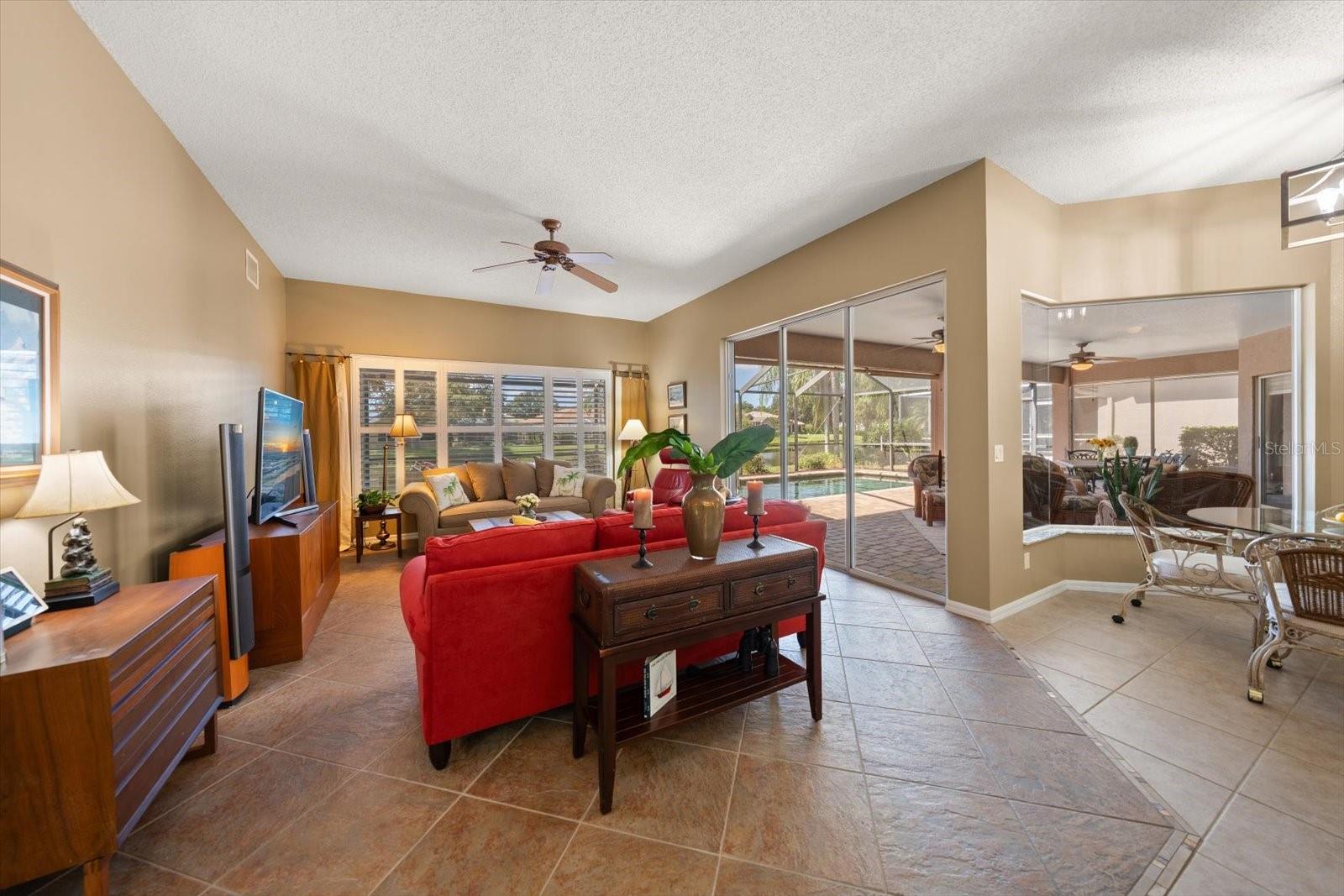 1237 Rambling Vine Ct Property Photo 13
