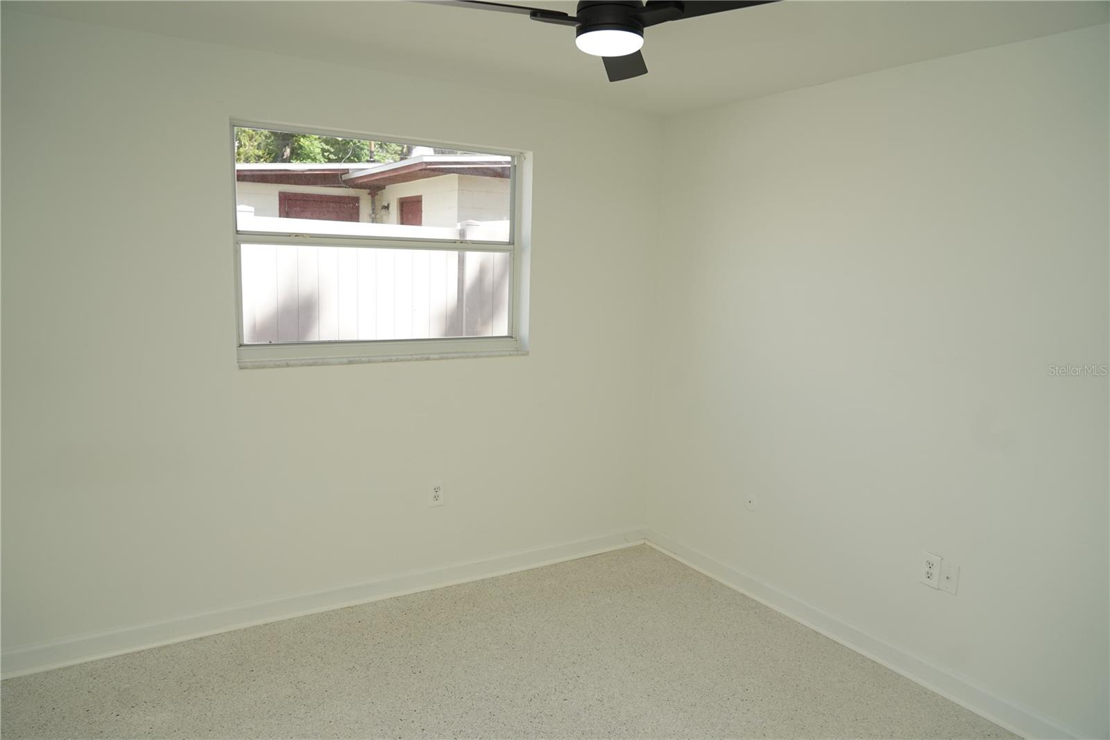1815 Lowry Ave Property Photo 27