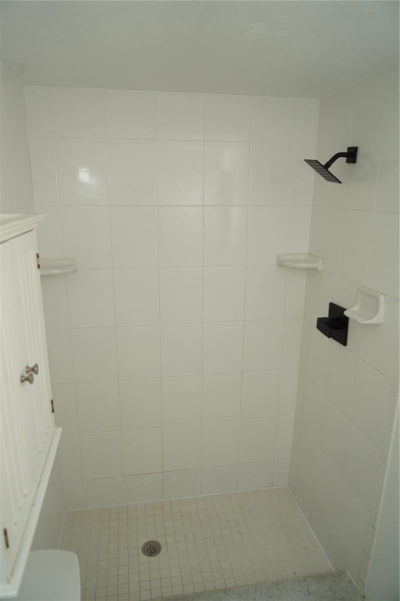1815 Lowry Ave Property Photo 30