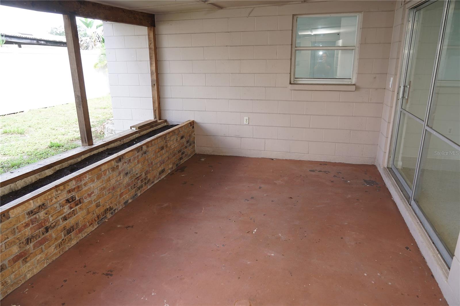 1815 Lowry Ave Property Photo 43