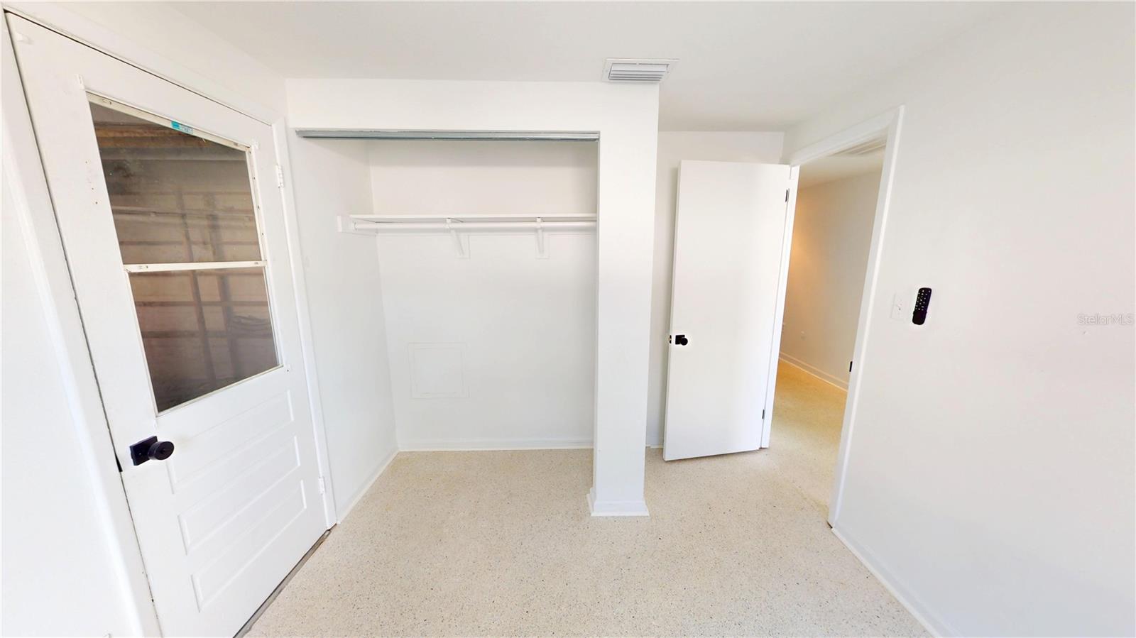 1815 Lowry Ave Property Photo 51