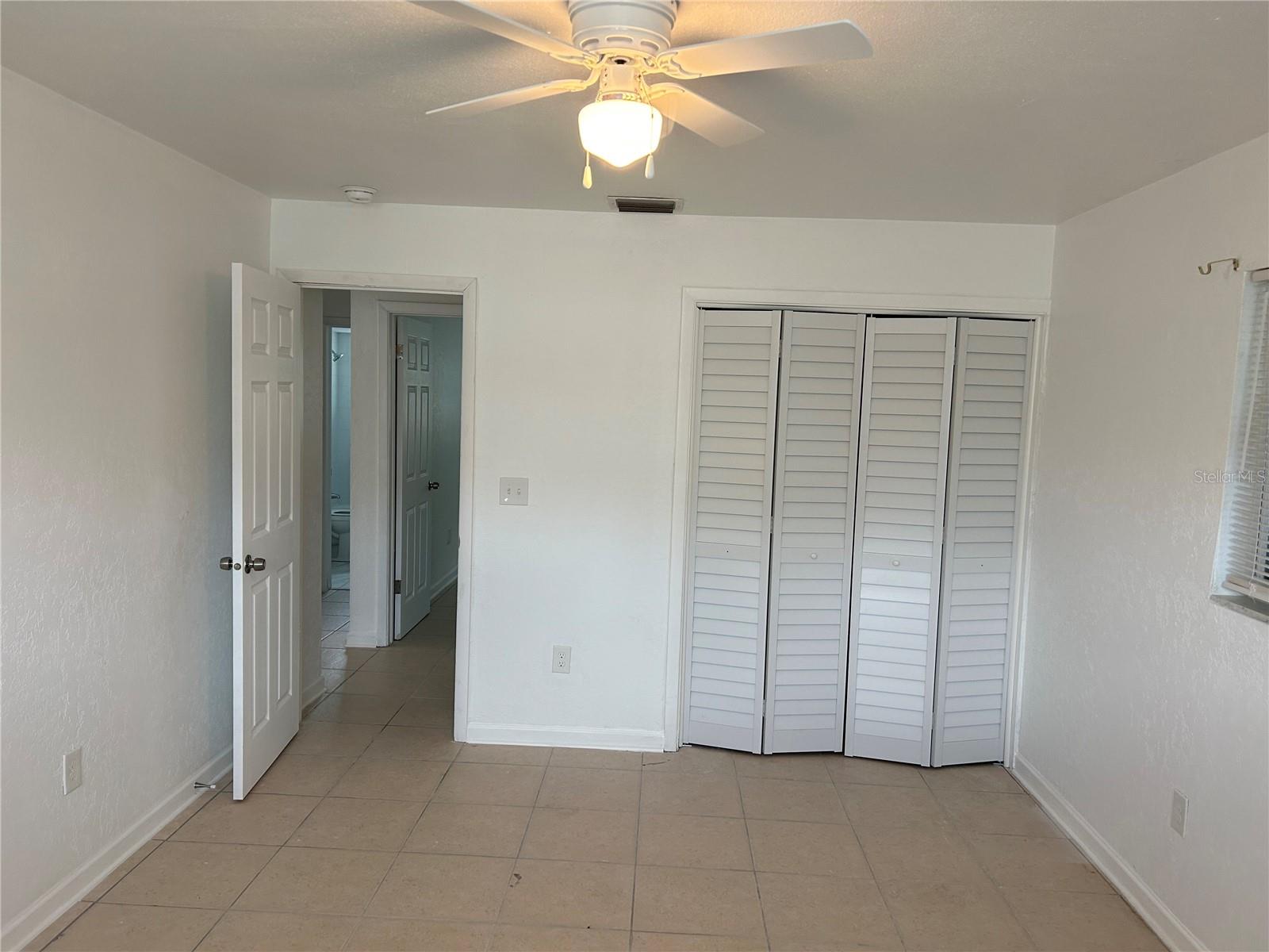 365 Capri Blvd Property Photo 6