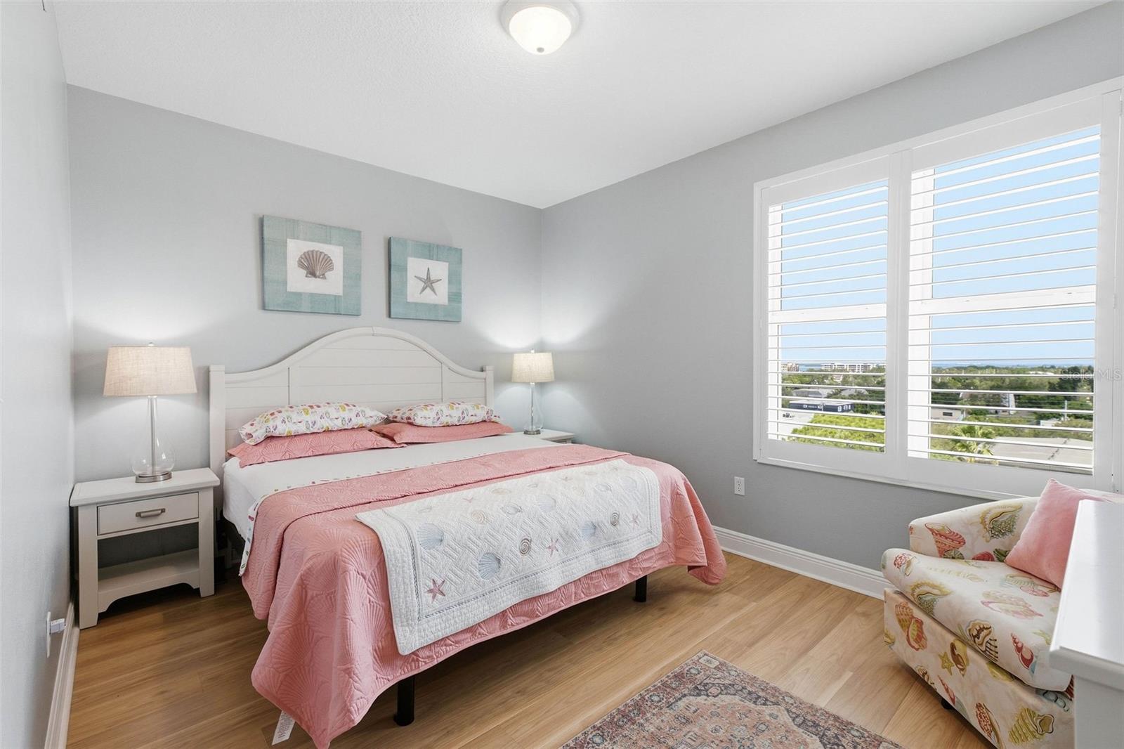 628 Cleveland St #809 Property Photo 17