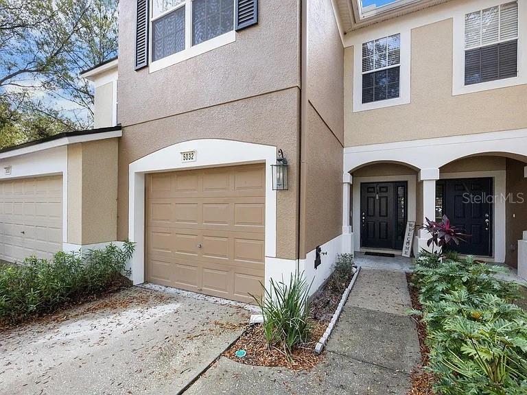 5032 POND RIDGE DR Property Photo 1