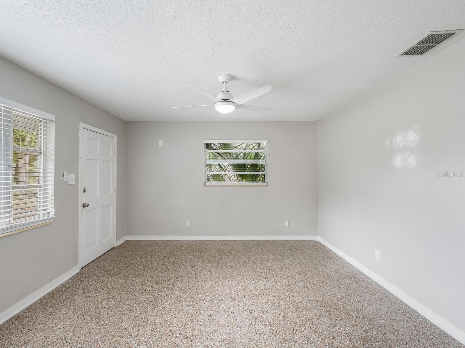 3301 W Louisiana Ave Property Photo 3