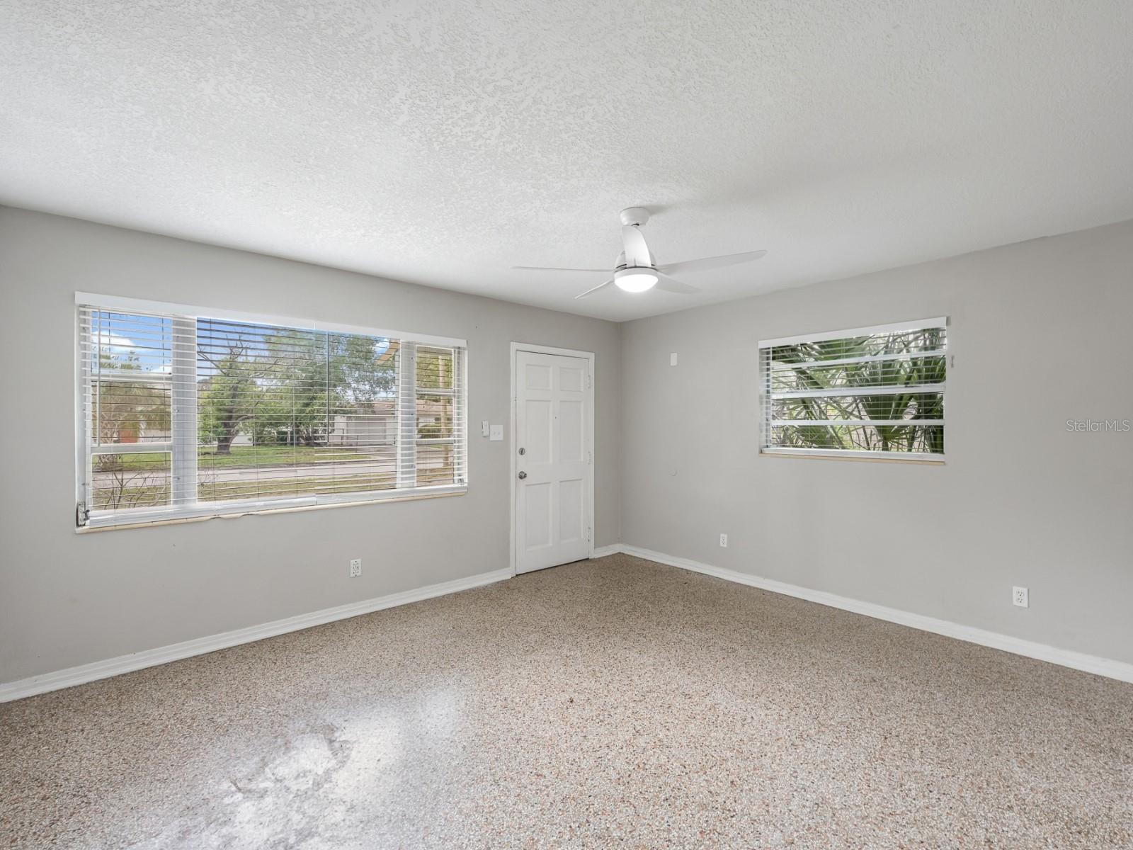 3301 W Louisiana Ave Property Photo 4