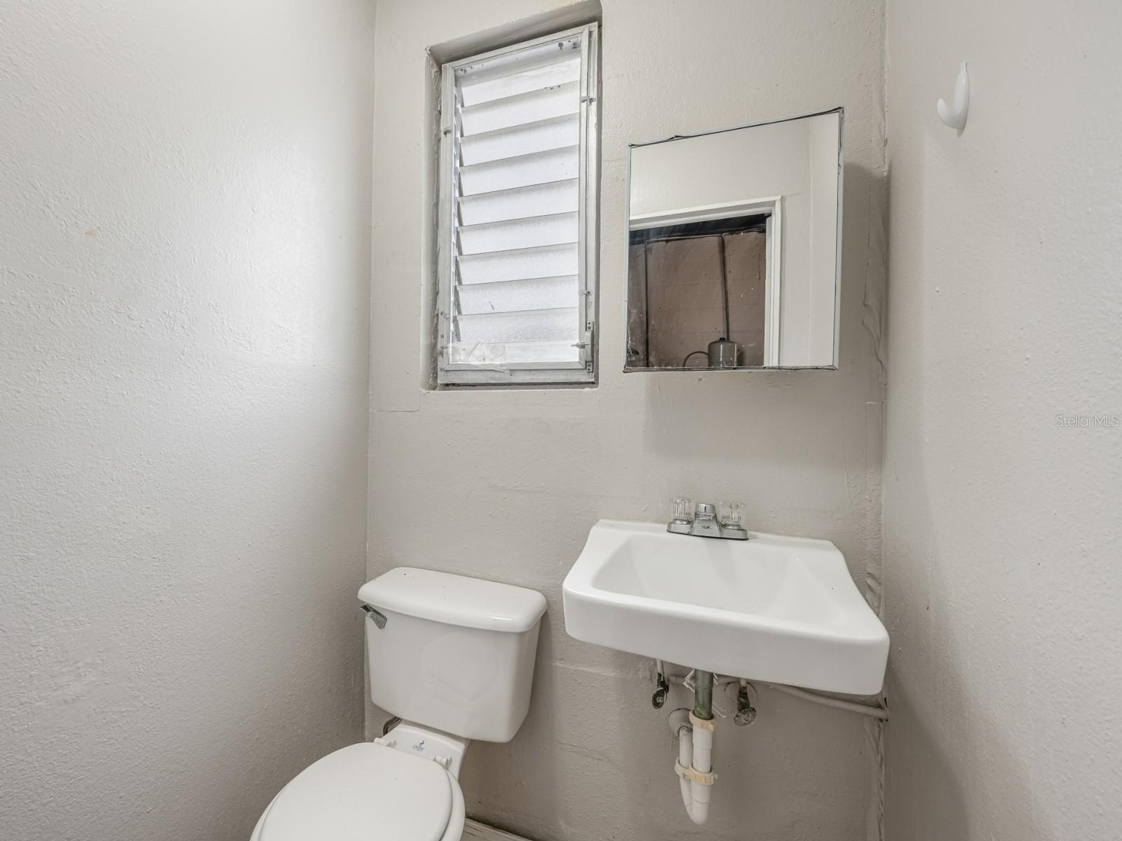 3301 W Louisiana Ave Property Photo 21
