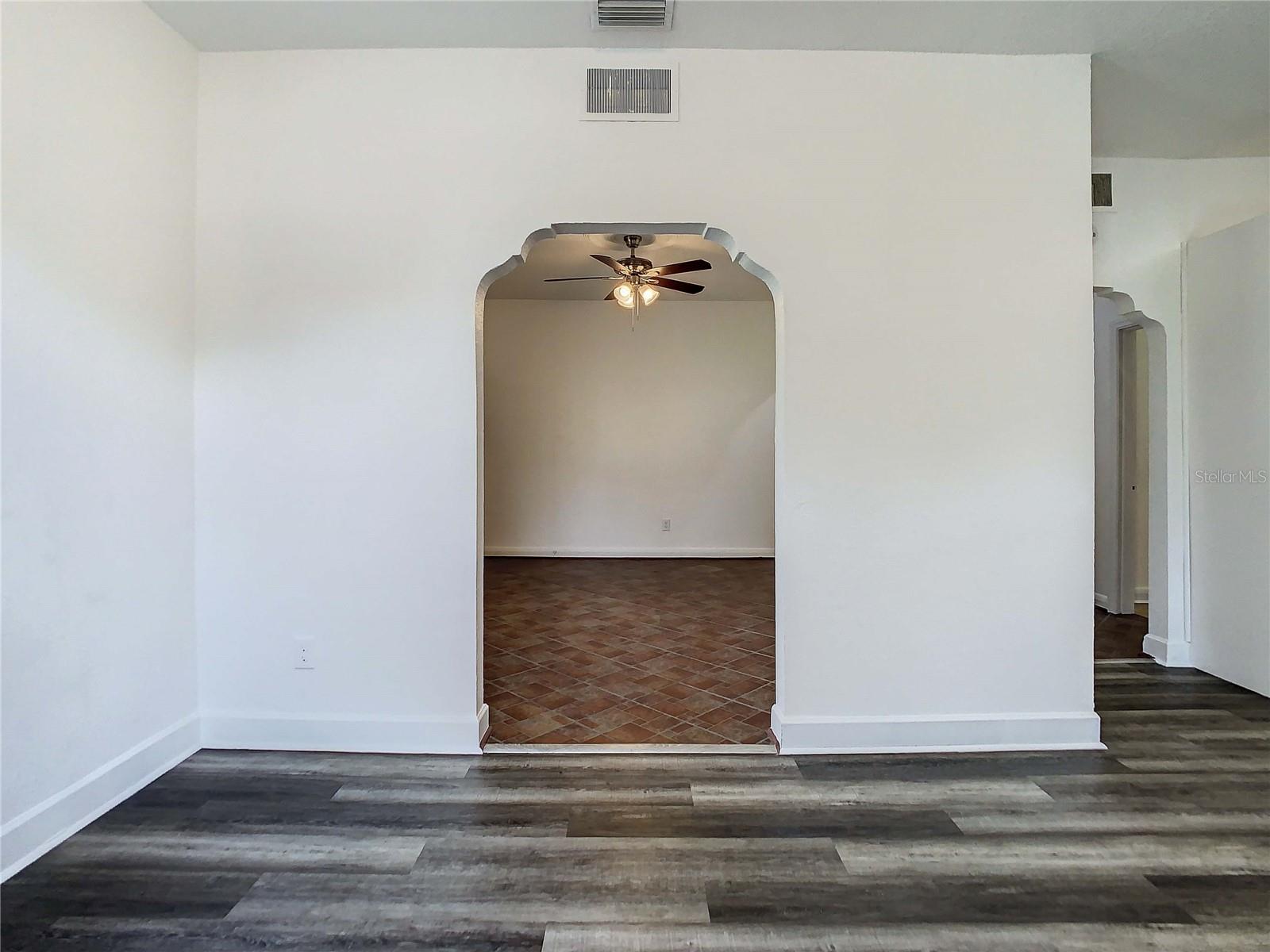 2211 Durham St Property Photo 12