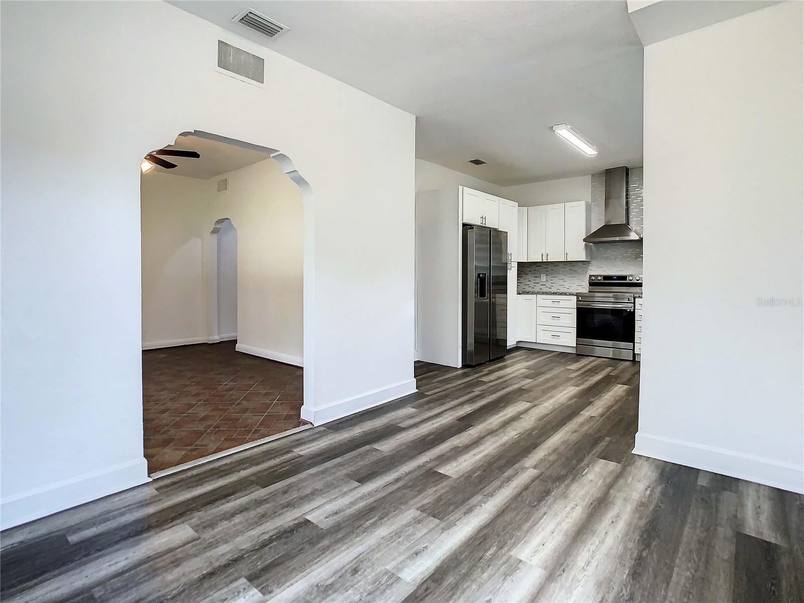2211 Durham St Property Photo 16