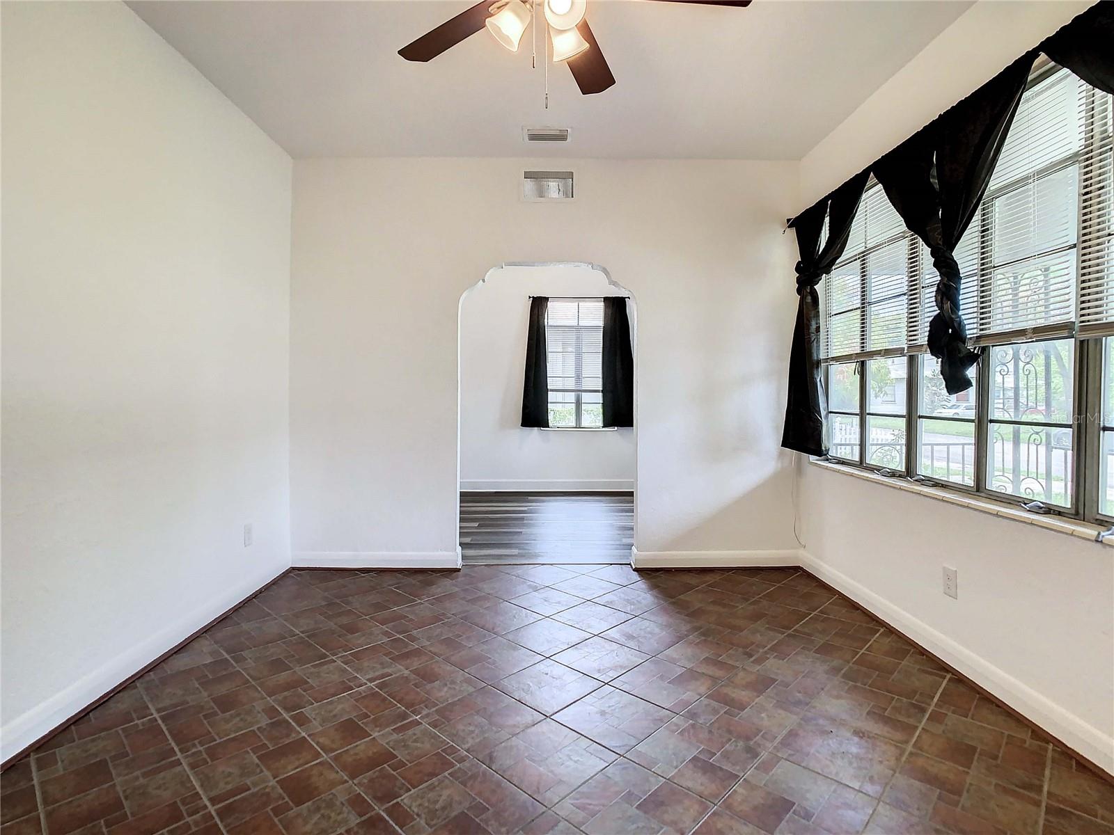 2211 Durham St Property Photo 26
