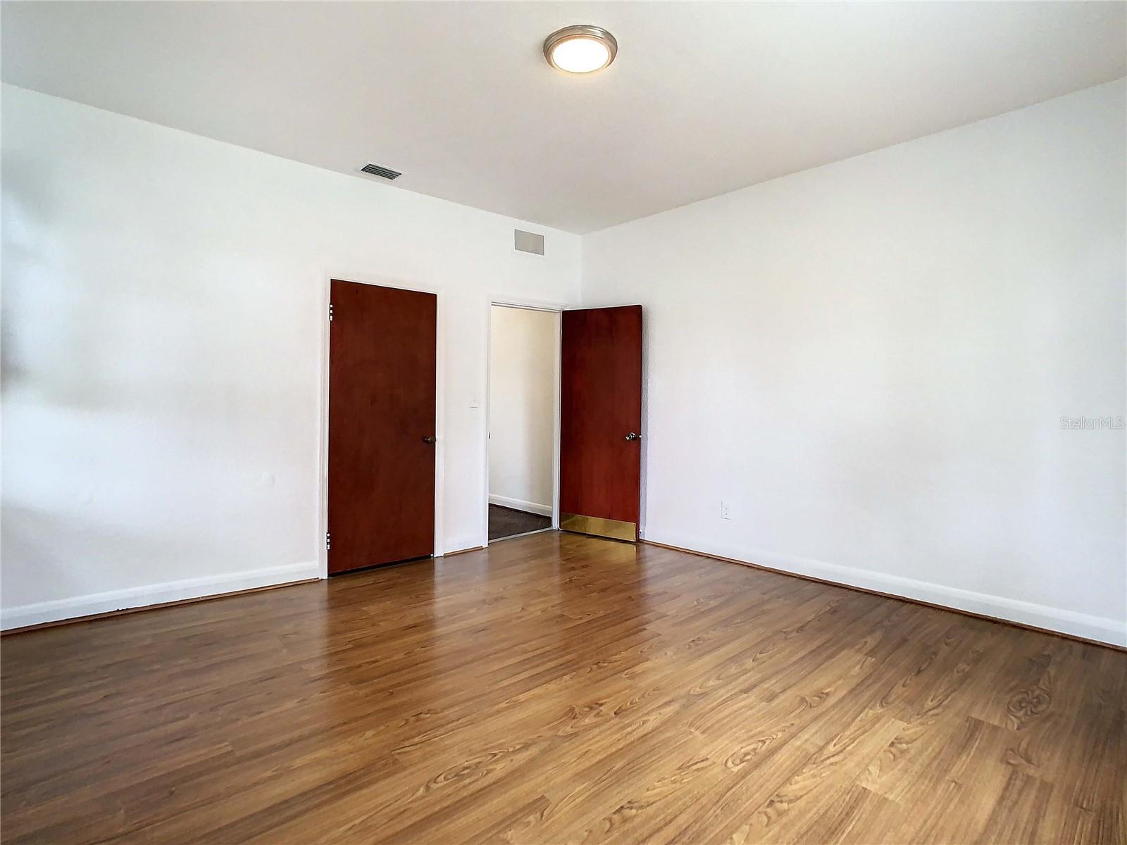 2211 Durham St Property Photo 30