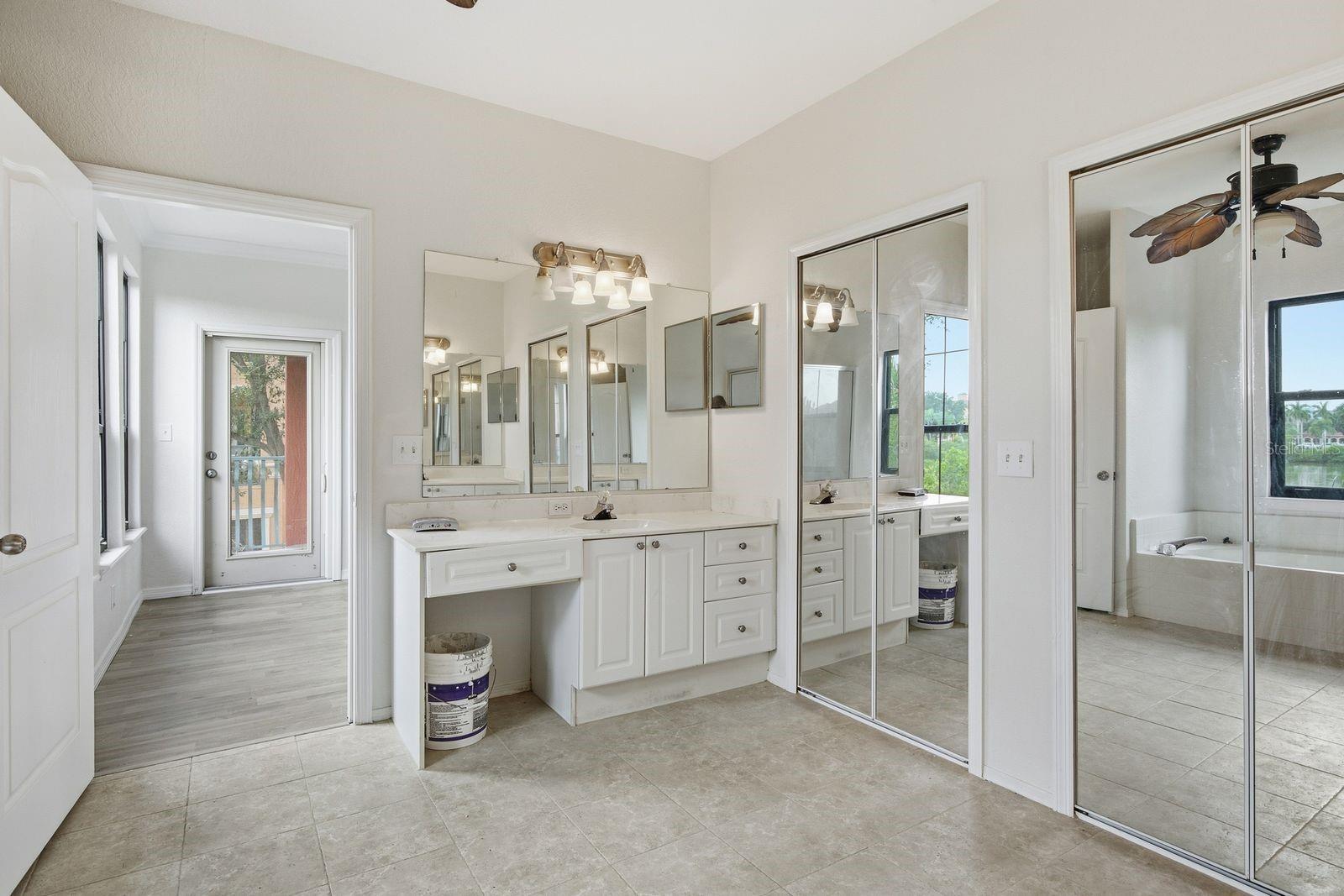 2725 Via Cipriani #714b Property Photo 16